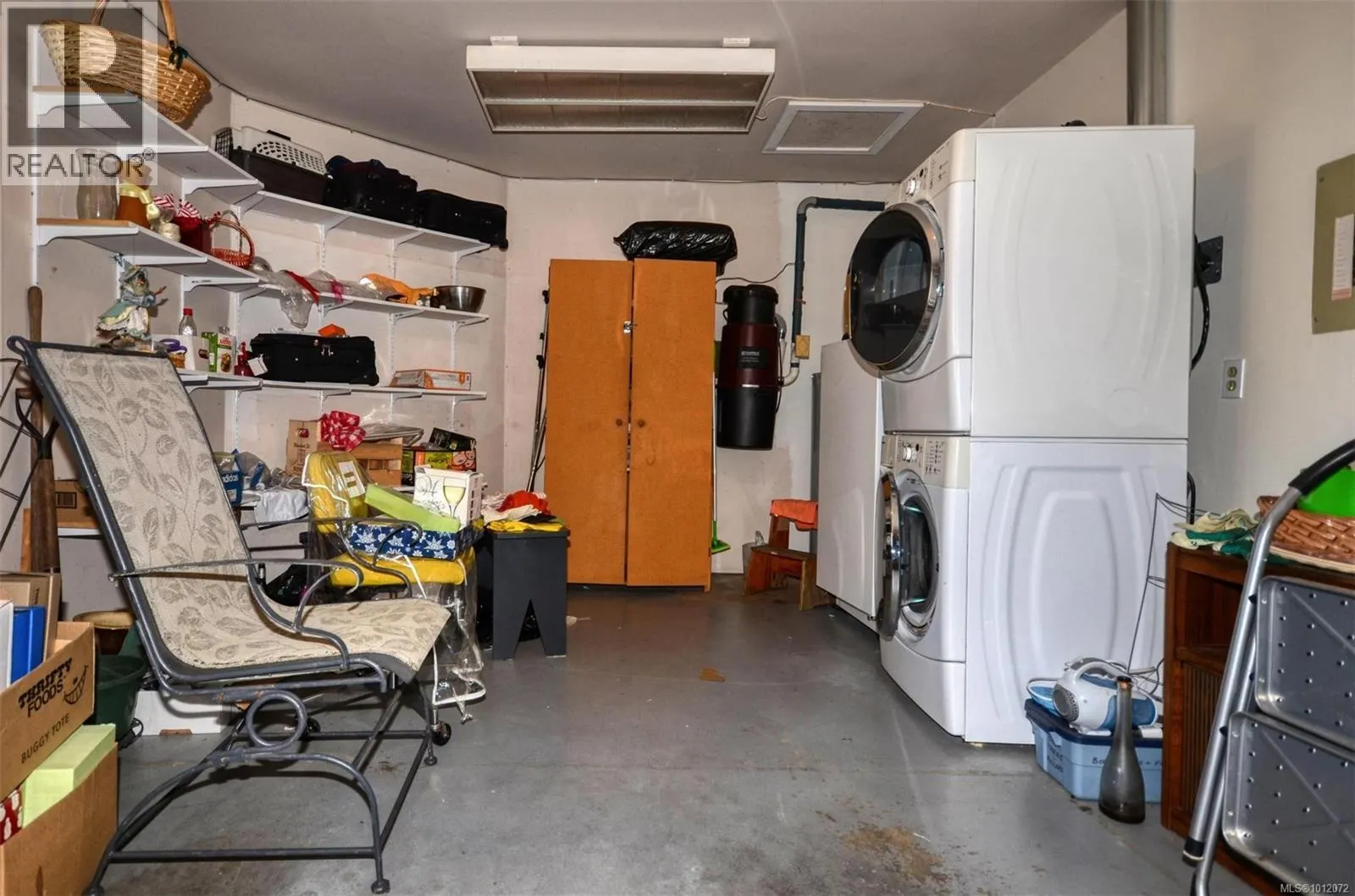 7 5156 Cordova Bay Rd