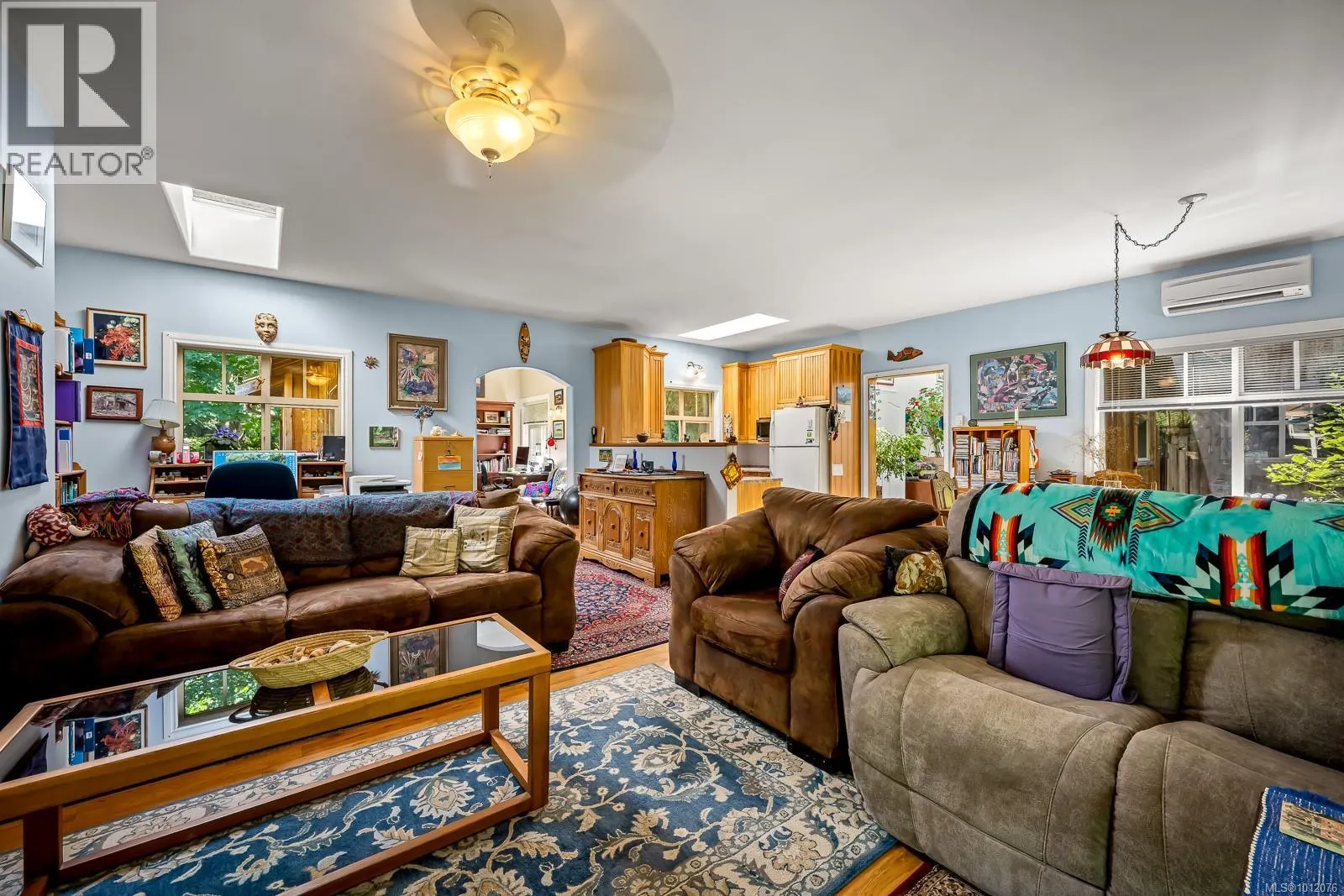 8905 MALLARD Way