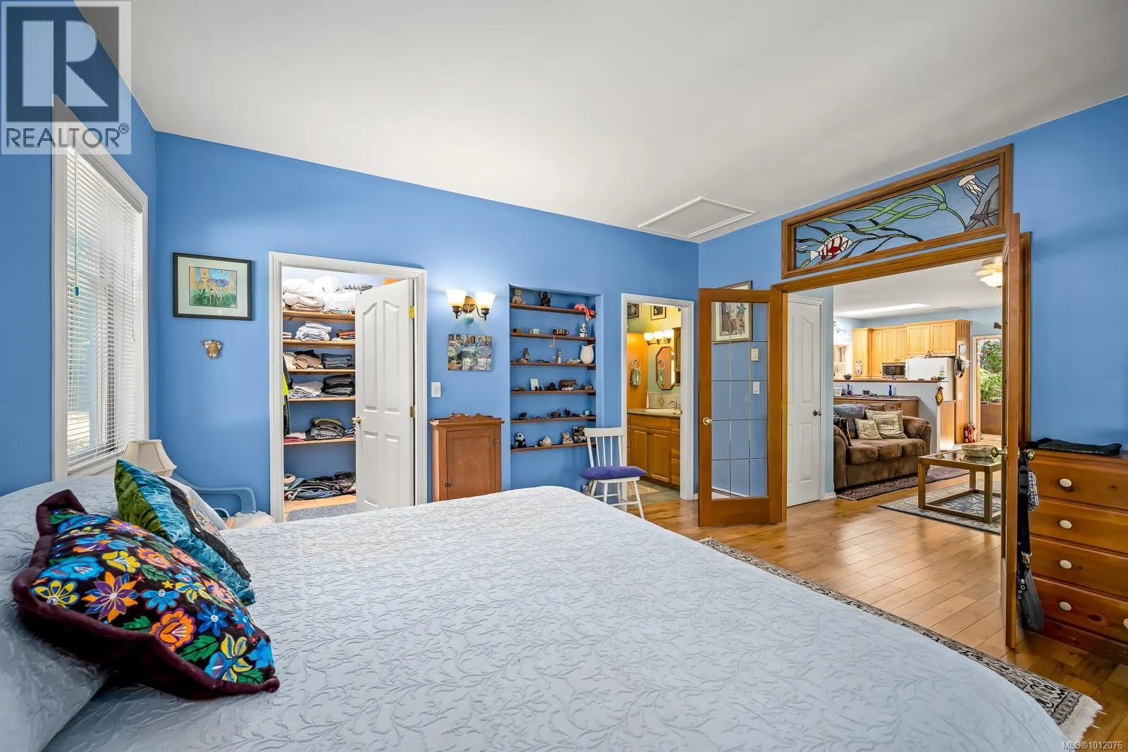 8905 MALLARD Way