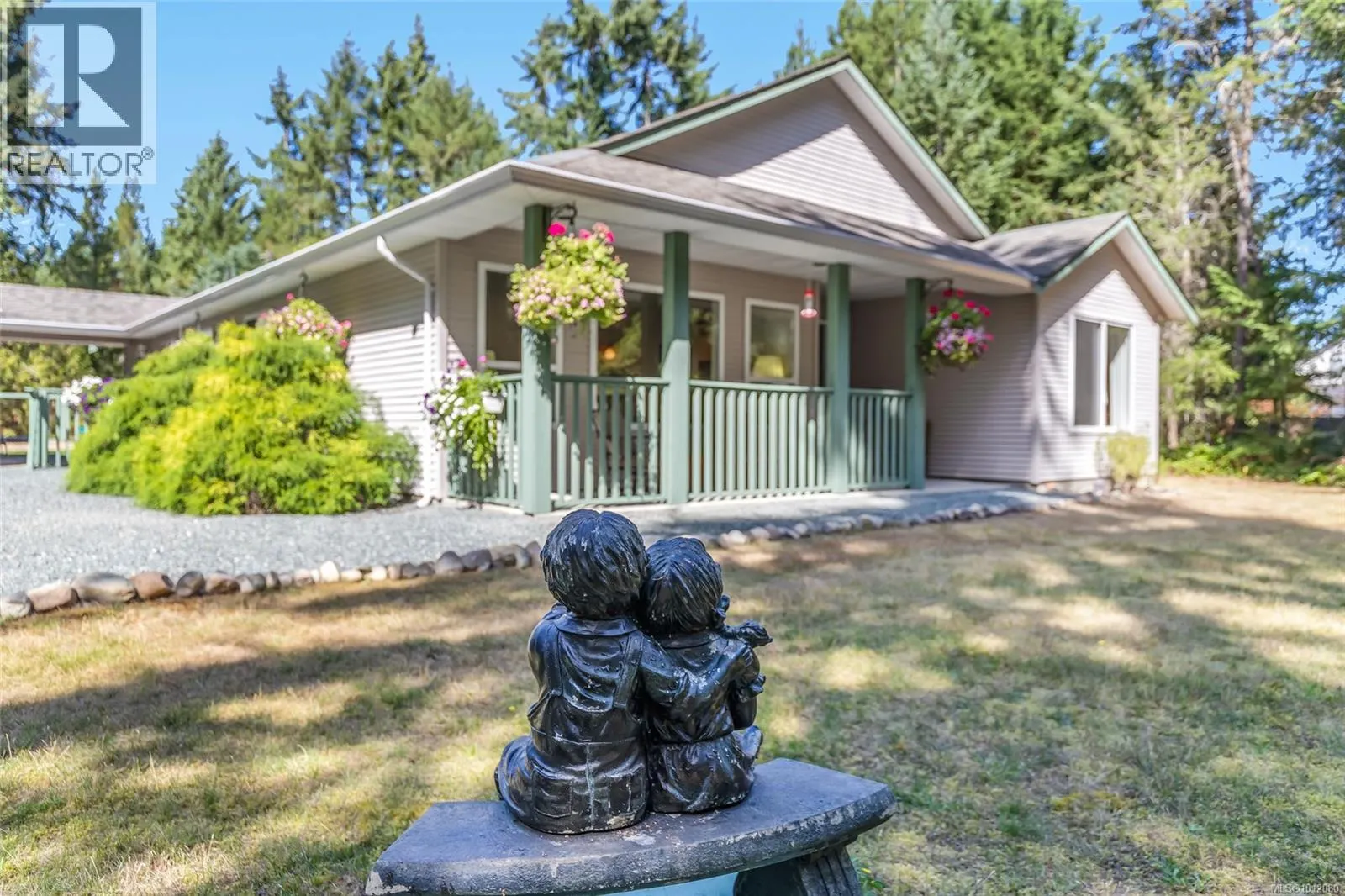1569 Benzon Cres
