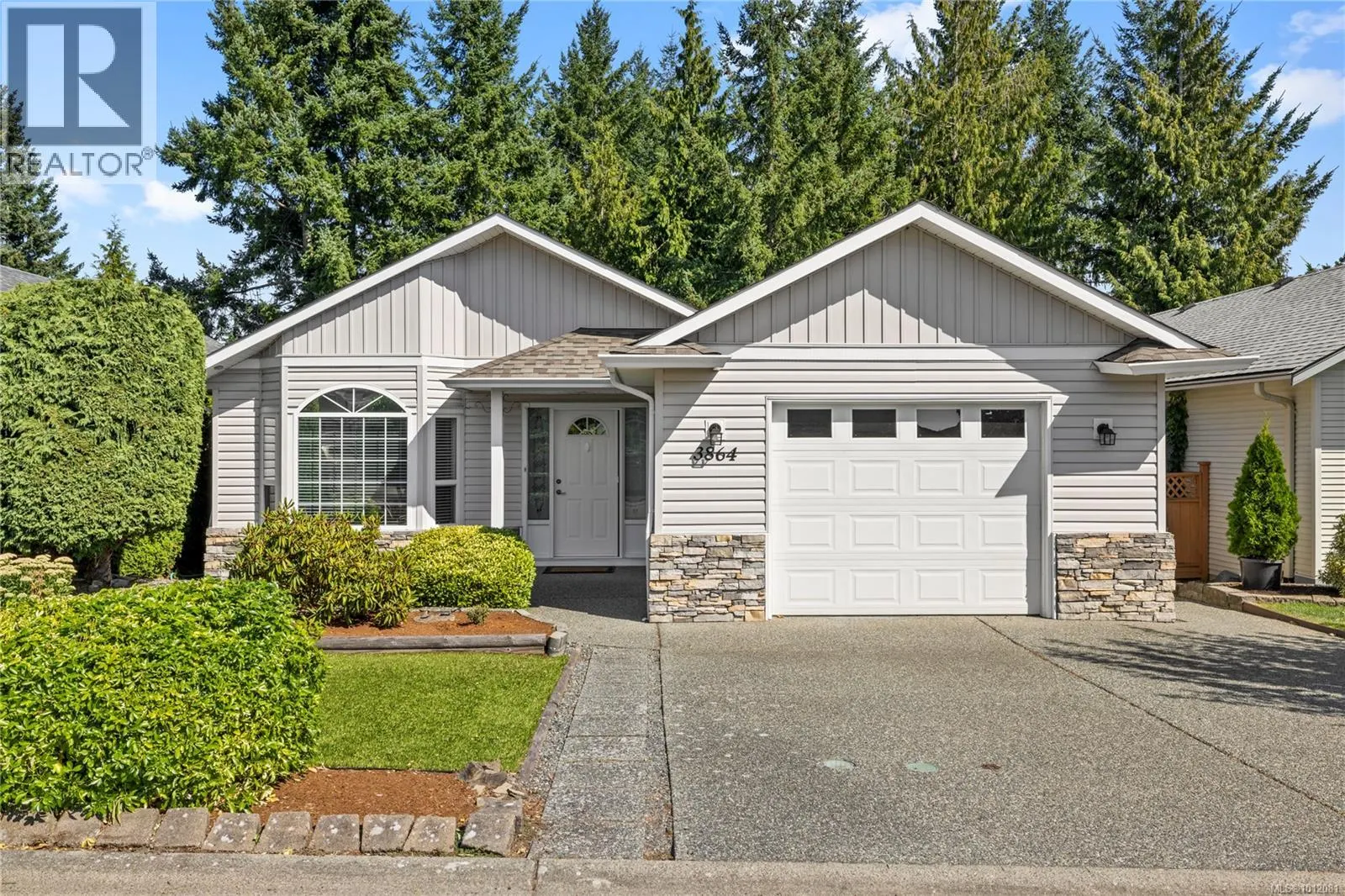 3864 Honey Locust Dr