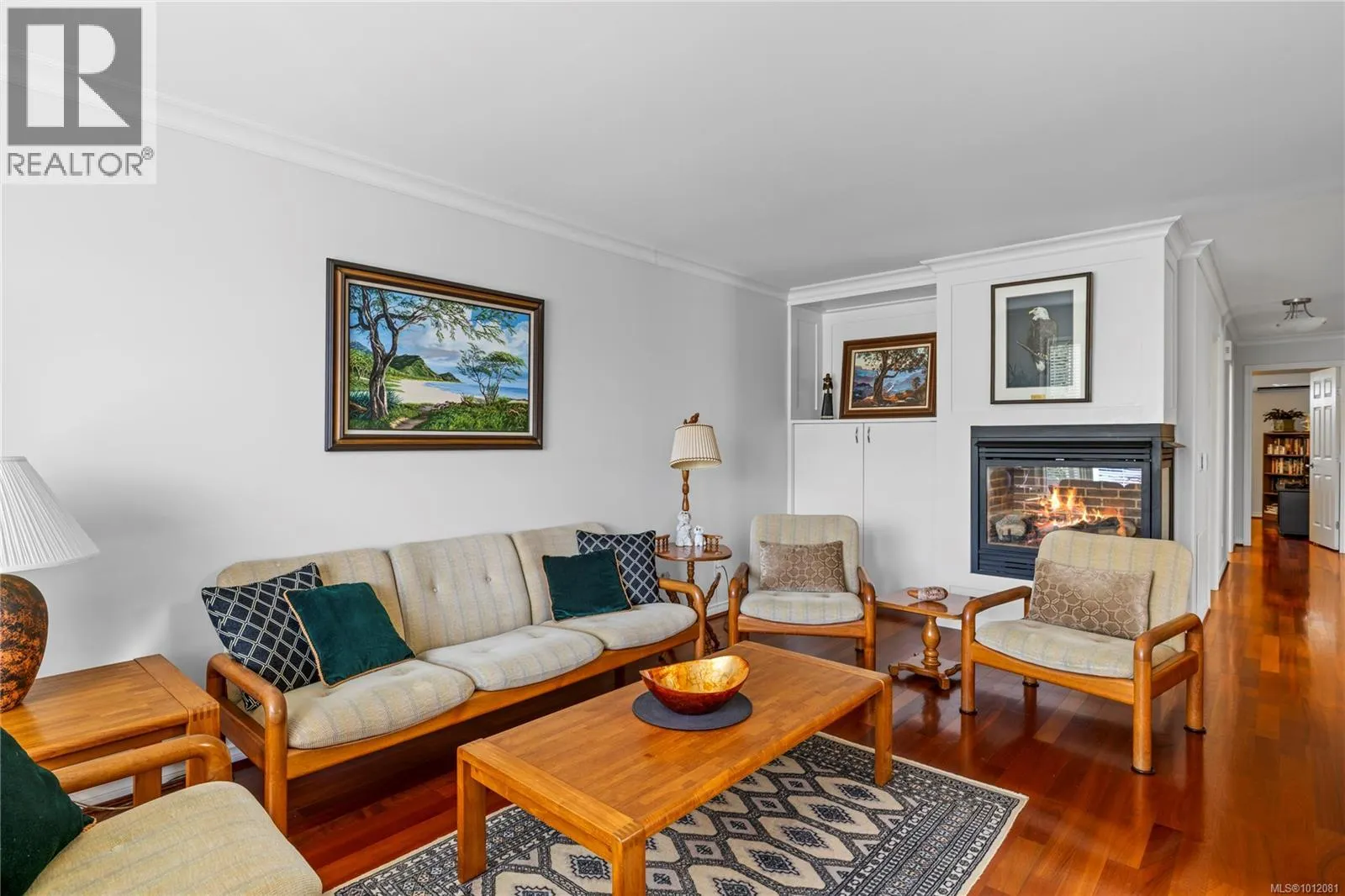 3864 Honey Locust Dr