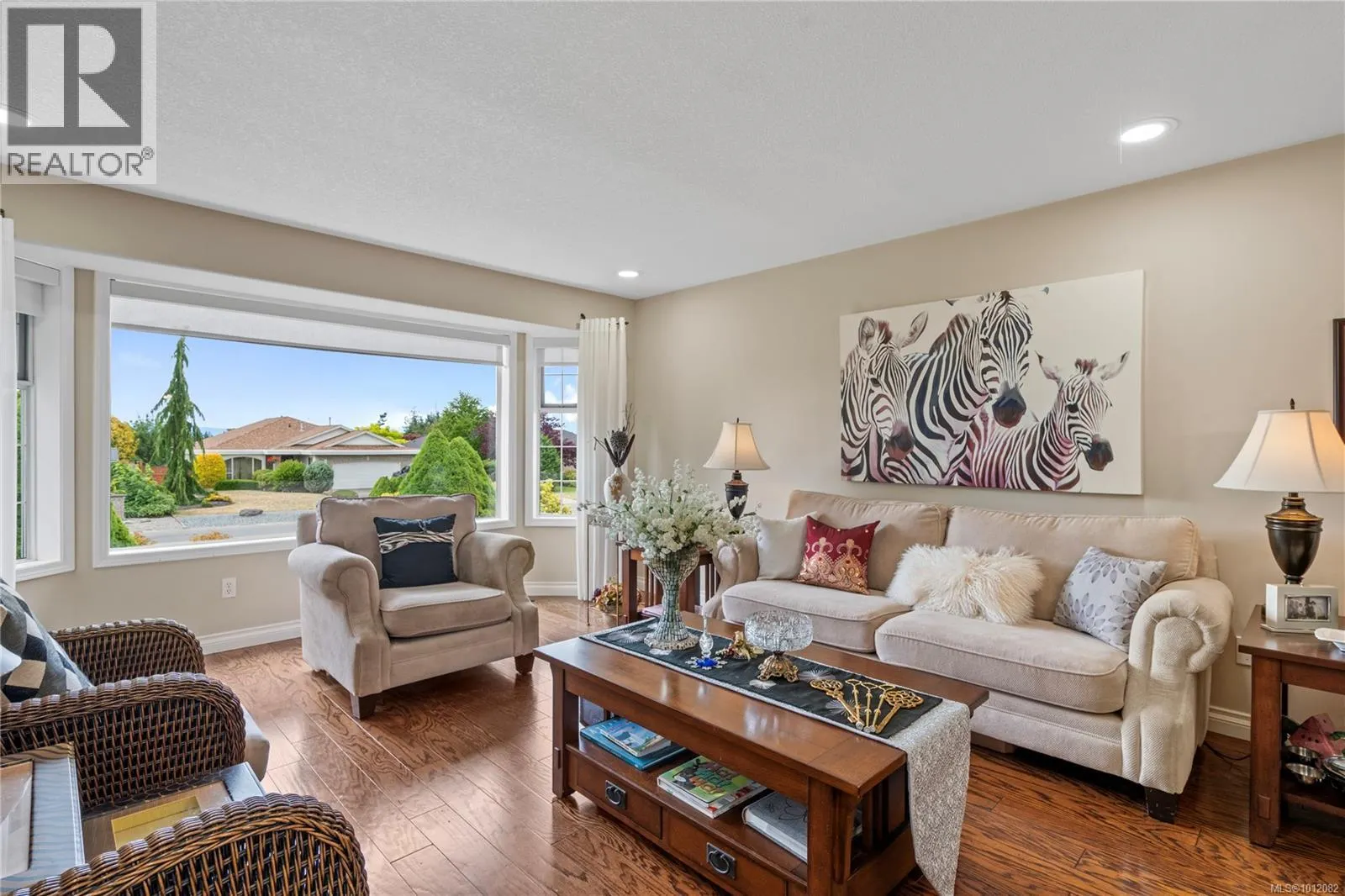1072 Roberton Blvd