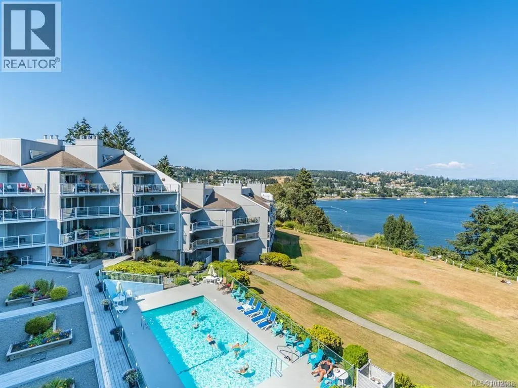 602 2560 Departure Bay Rd