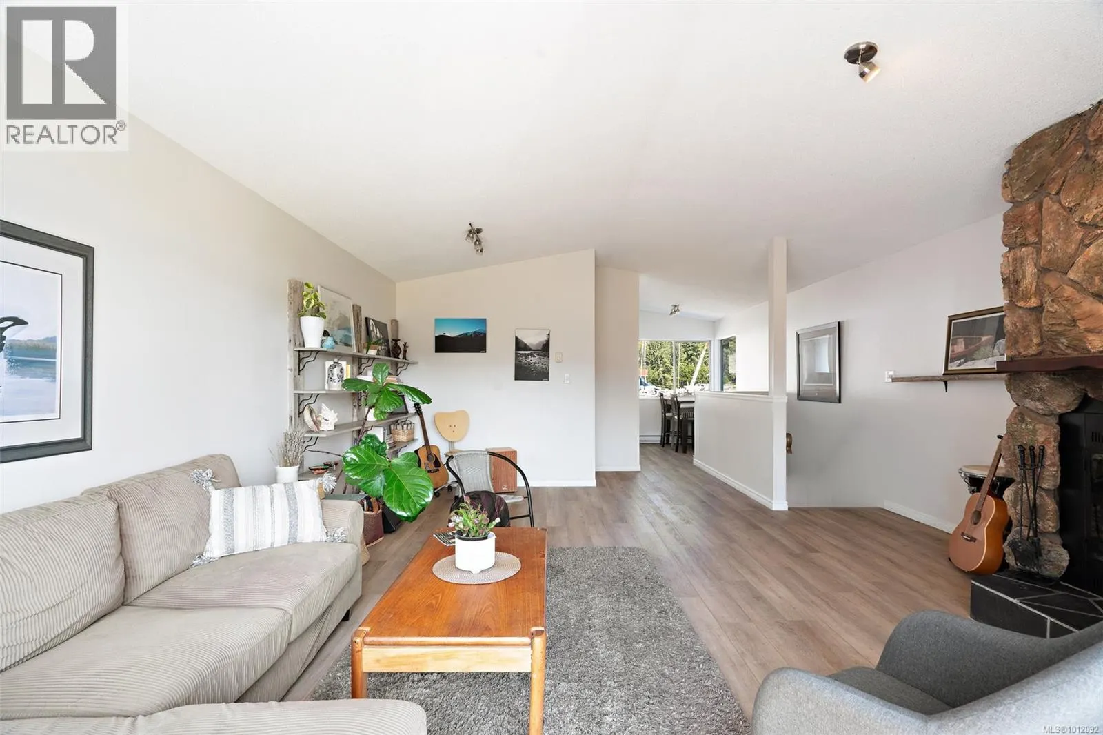 11 6110 Seabroom Rd