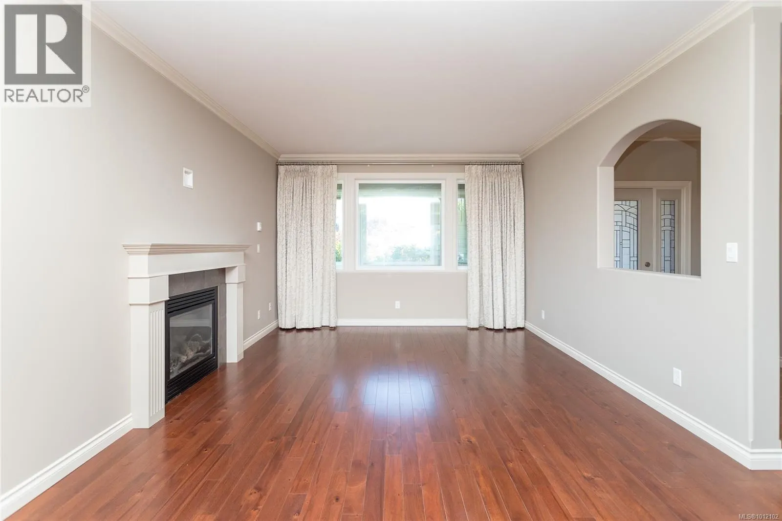 2435 Orchard Ave