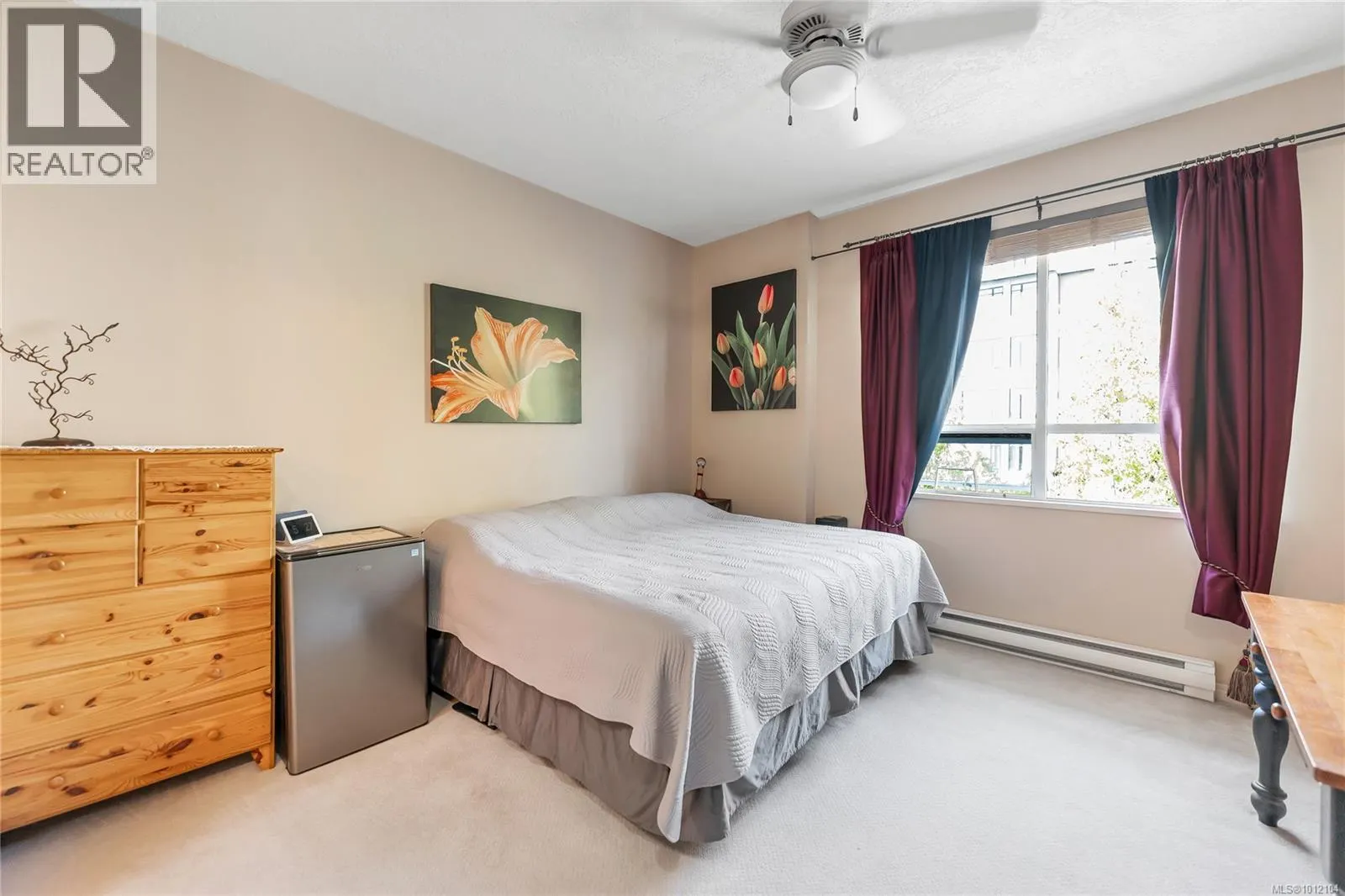 404 380 Waterfront Cres