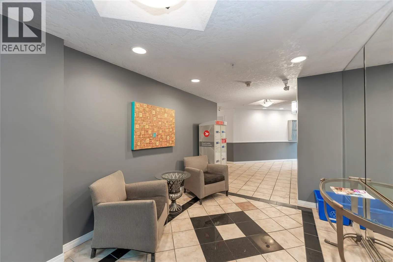 404 380 Waterfront Cres
