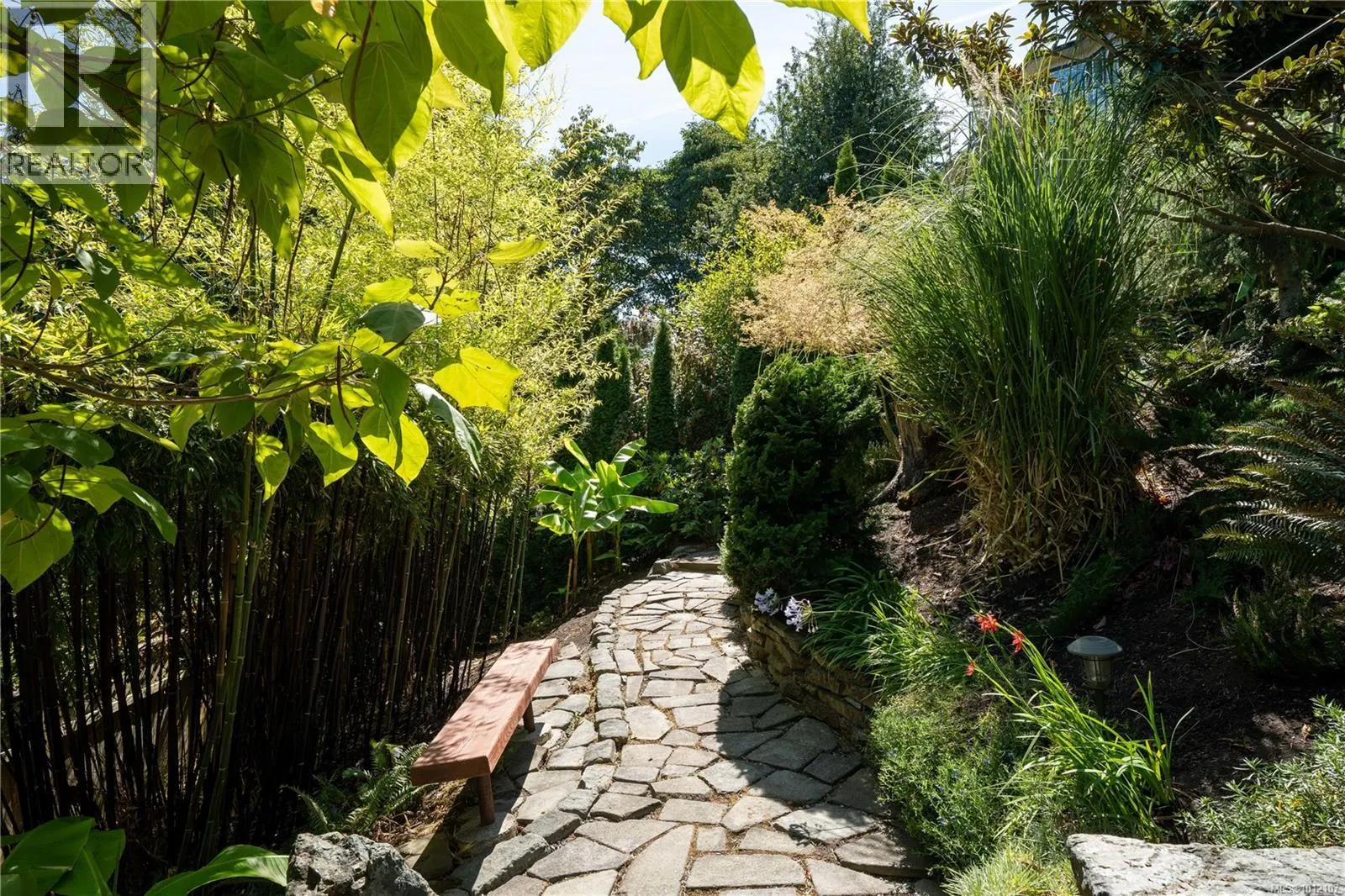 970 Seapearl Pl