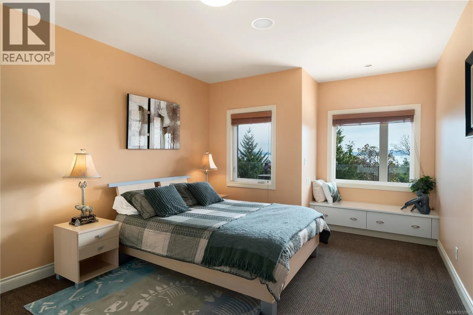 970 Seapearl Pl