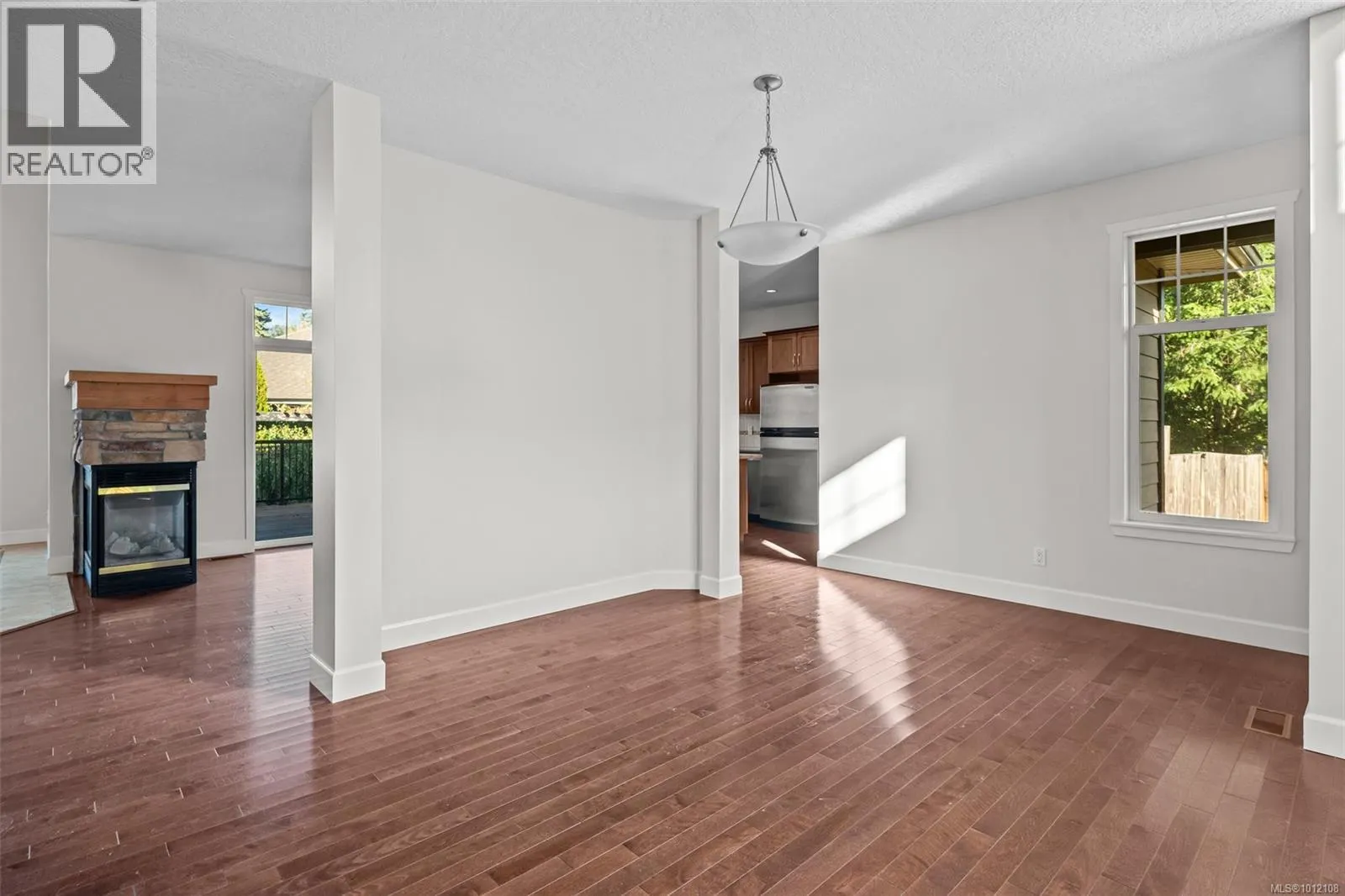 2393 Sunriver Way