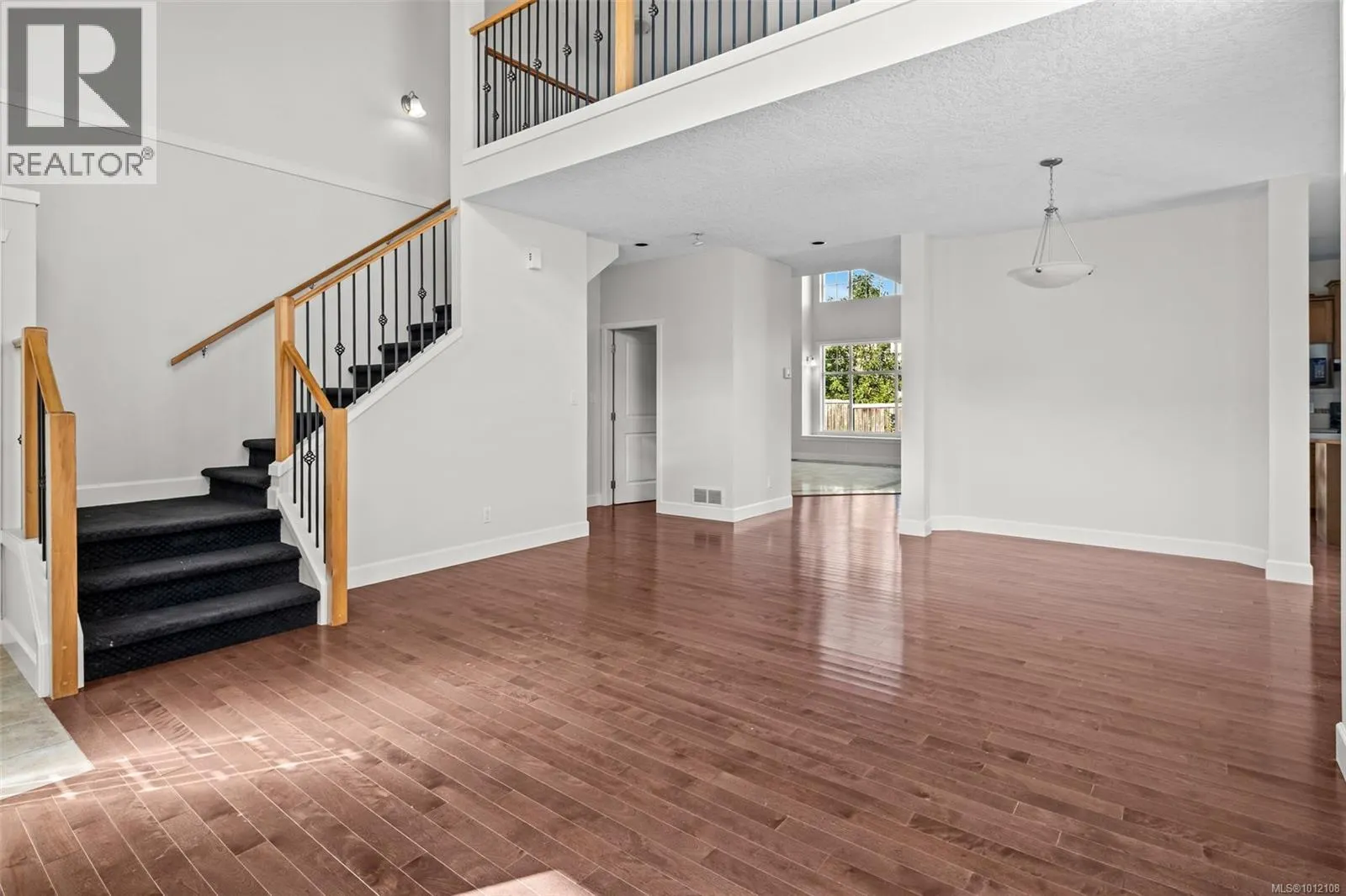 2393 Sunriver Way
