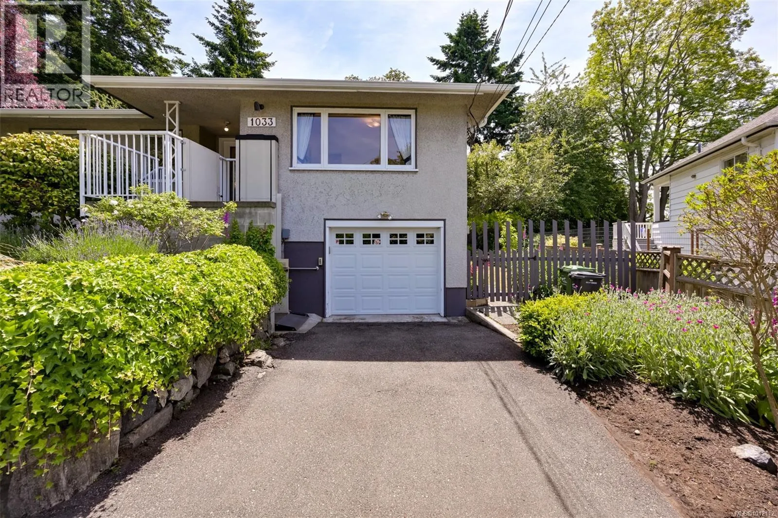 1033 Pentrelew Pl