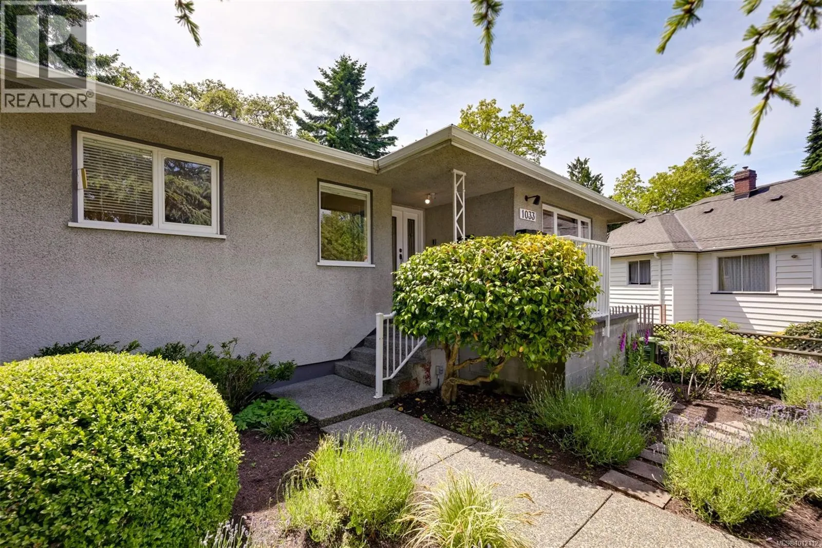 1033 Pentrelew Pl