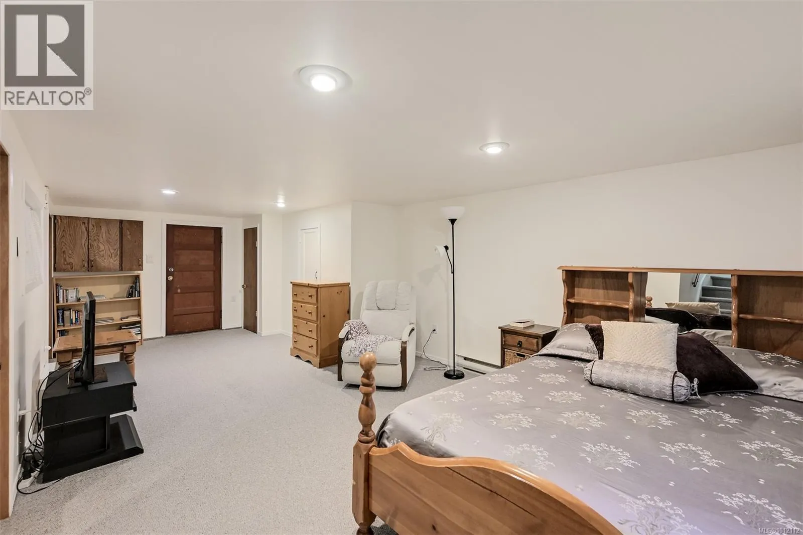 1033 Pentrelew Pl