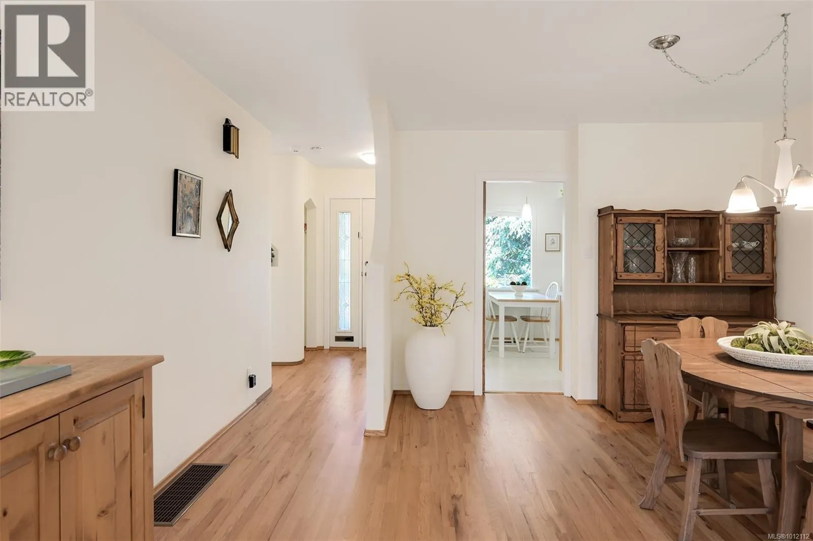 1033 Pentrelew Pl