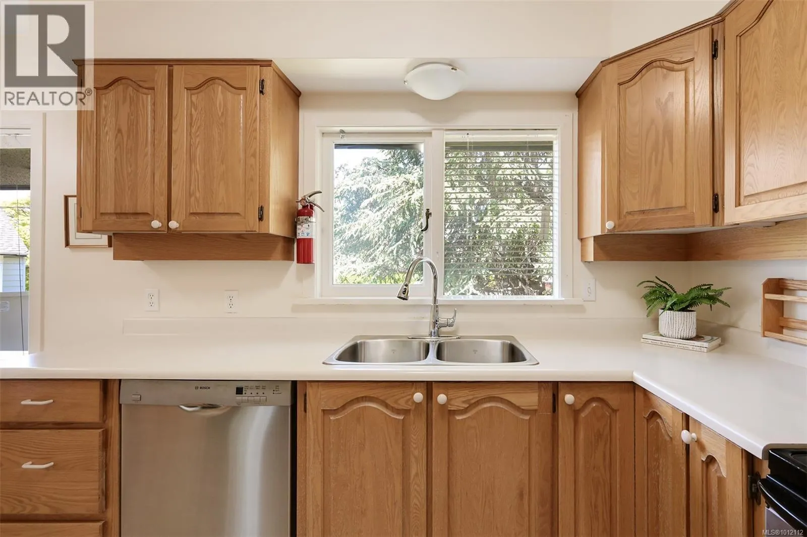 1033 Pentrelew Pl