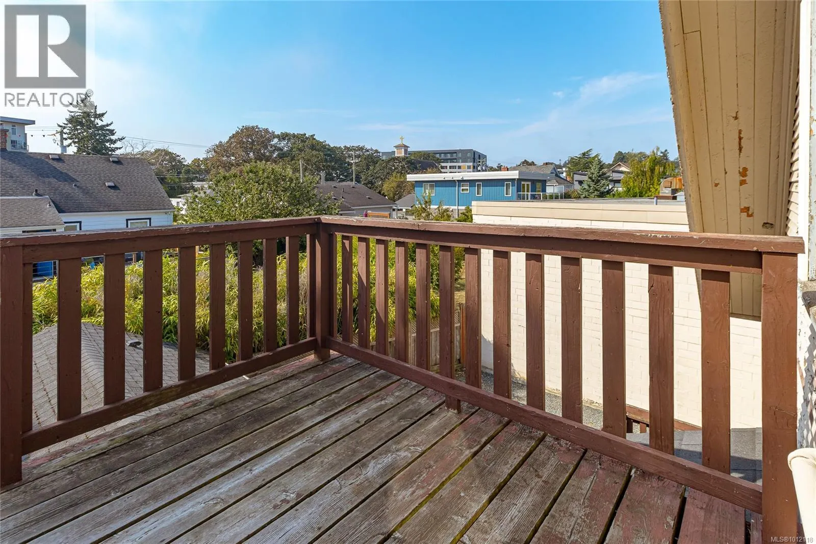 841 Viewfield Rd