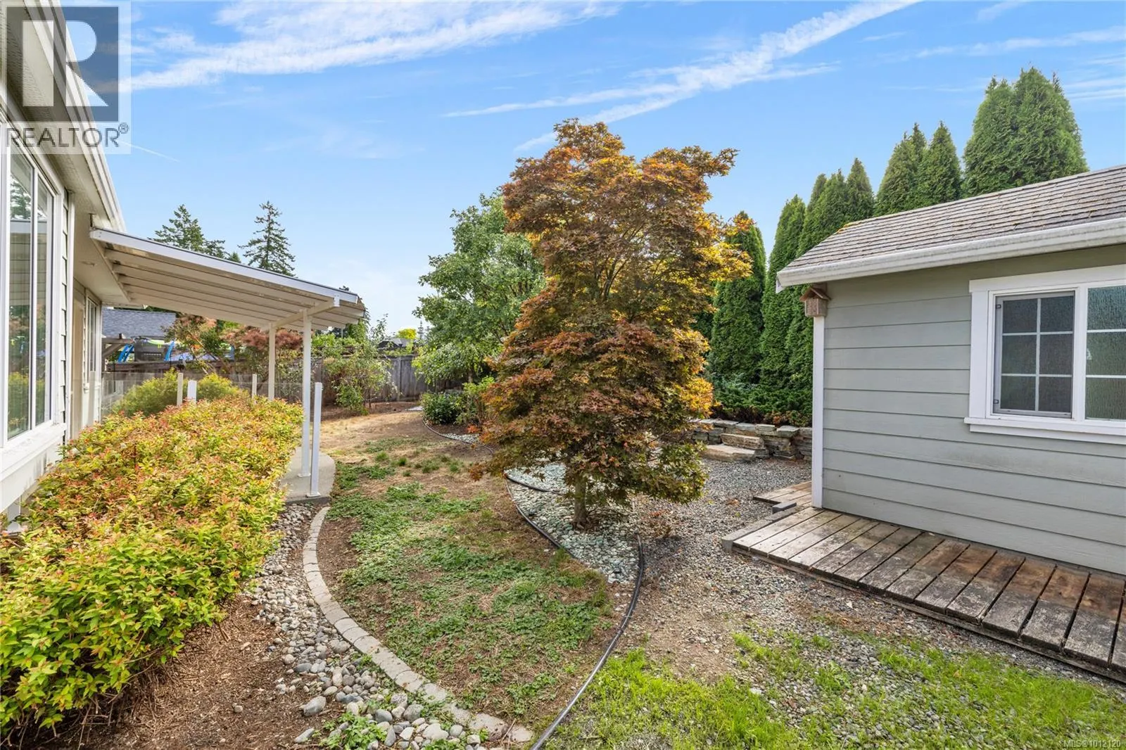 1892 Vee Rd