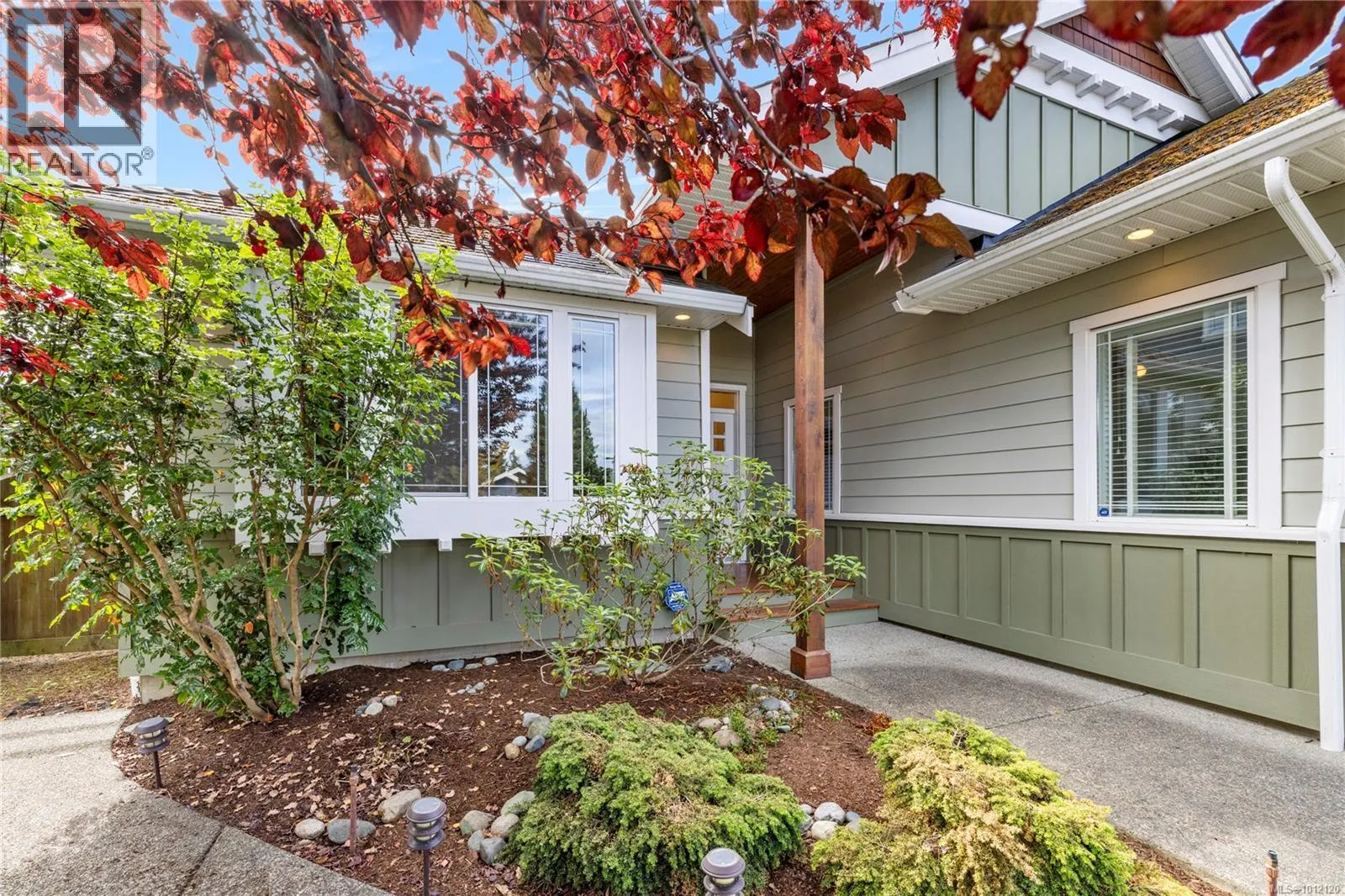 1892 Vee Rd