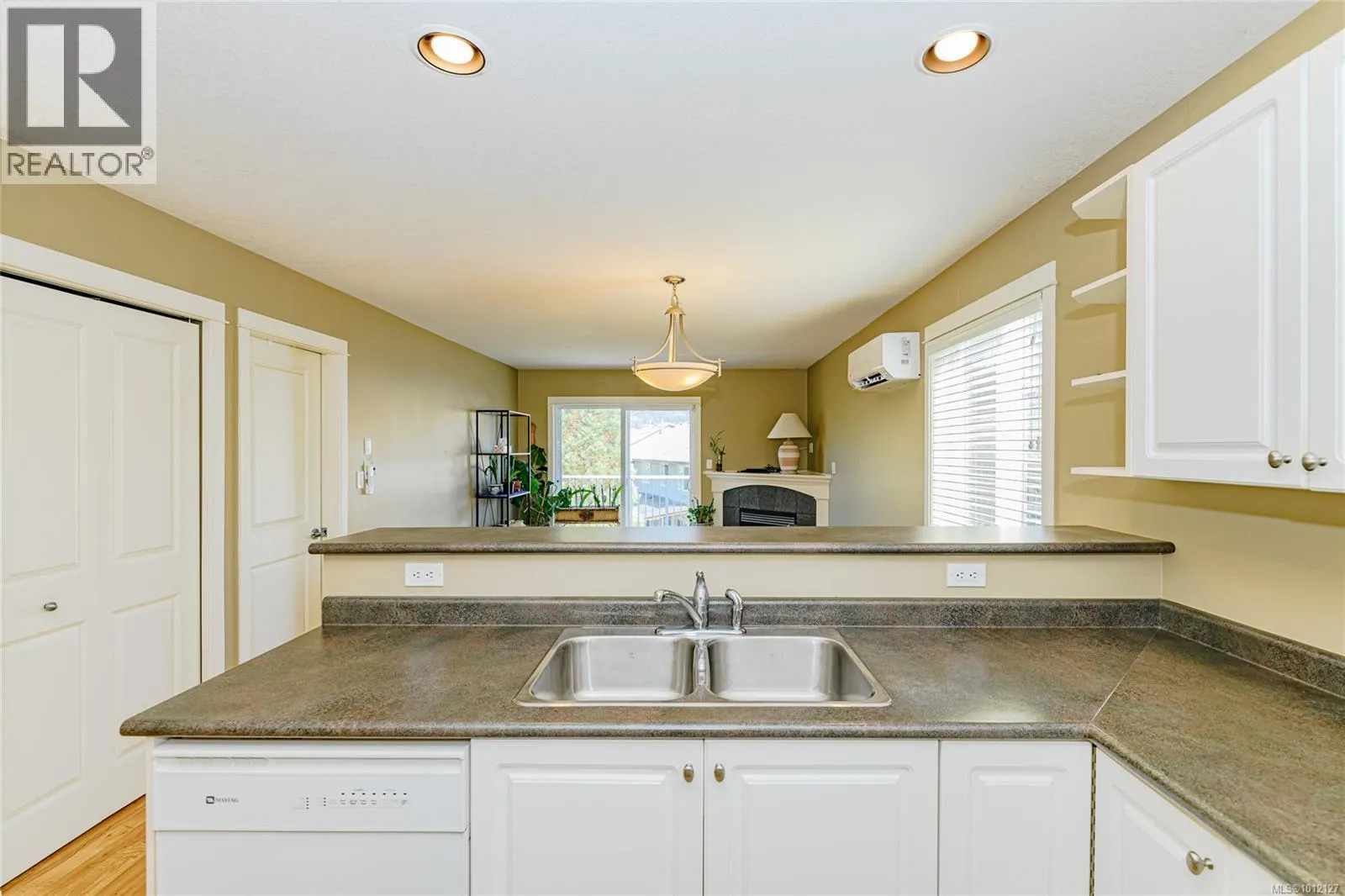 3281 Renita Ridge Rd