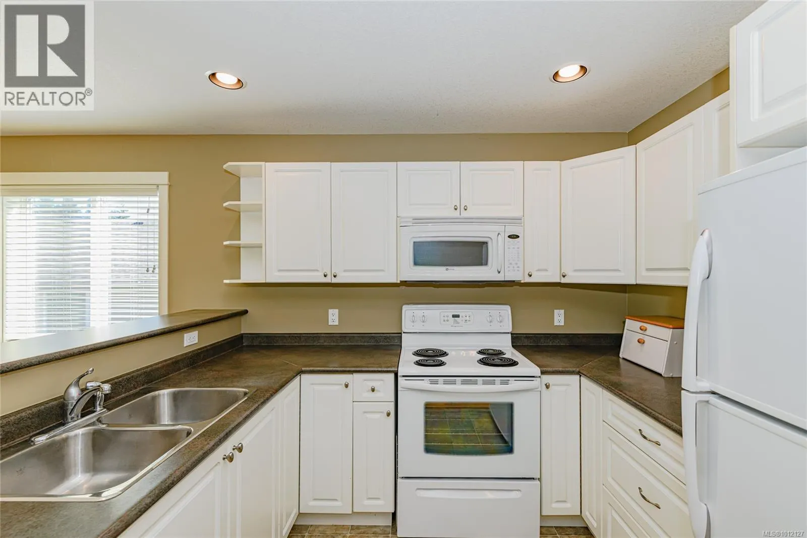 3281 Renita Ridge Rd