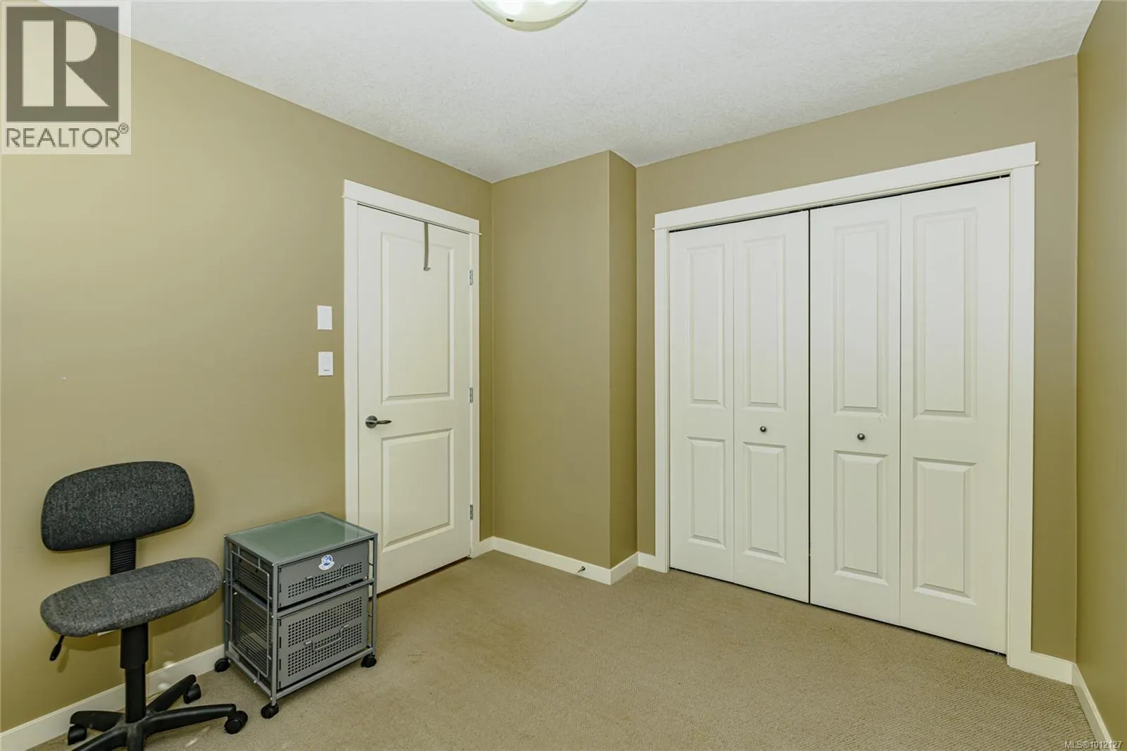 3281 Renita Ridge Rd