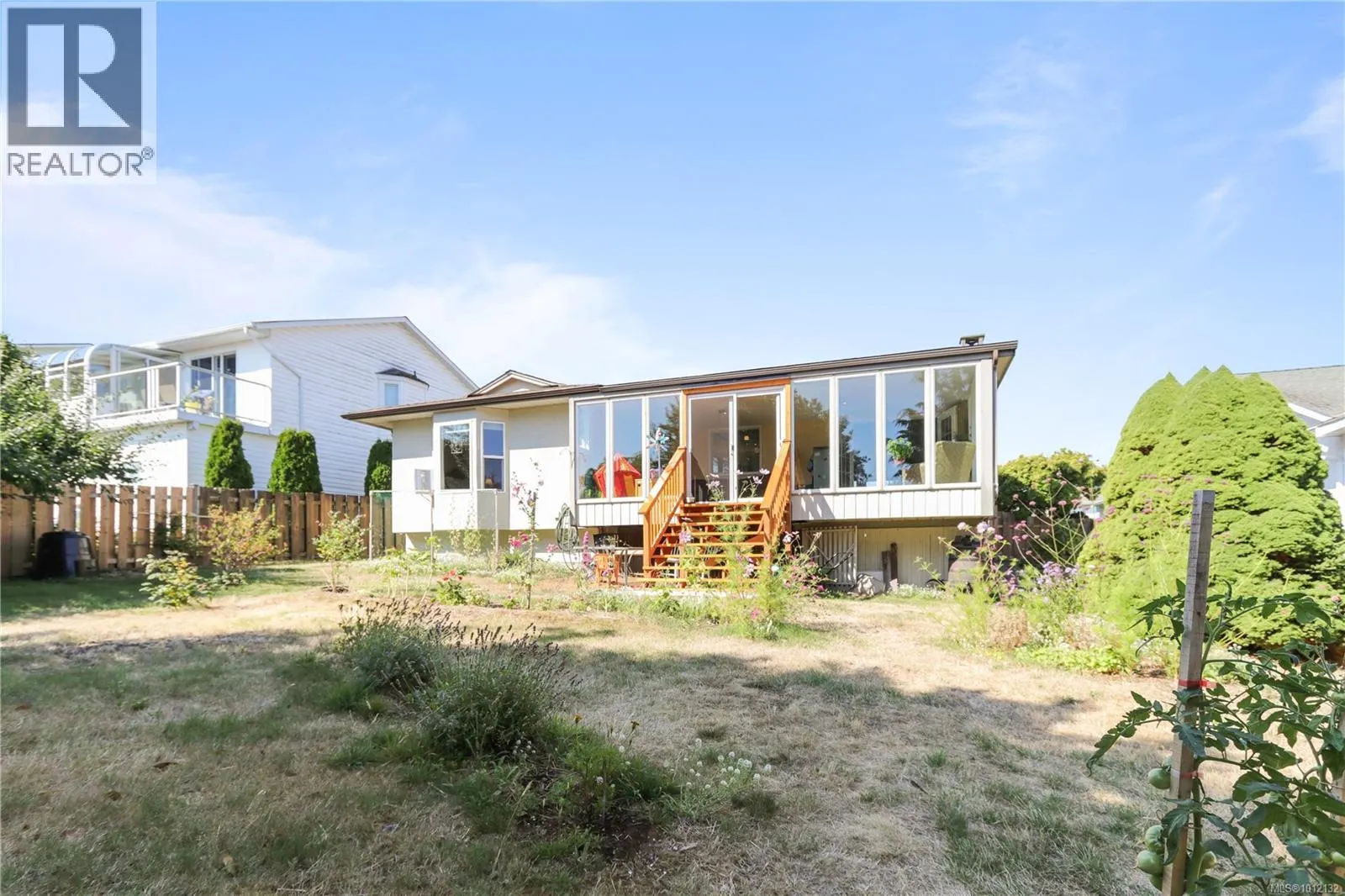 6378 Invermere Rd
