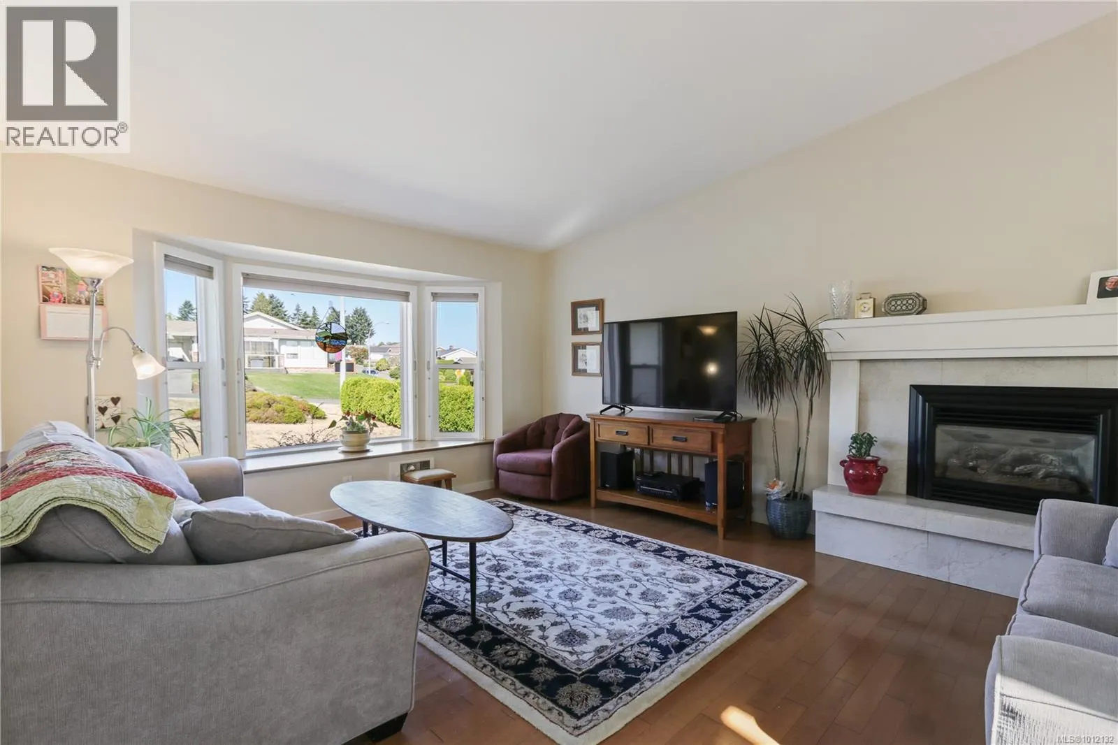 6378 Invermere Rd