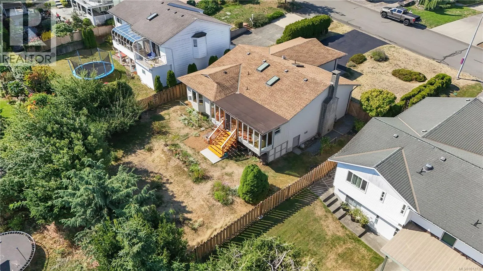 6378 Invermere Rd