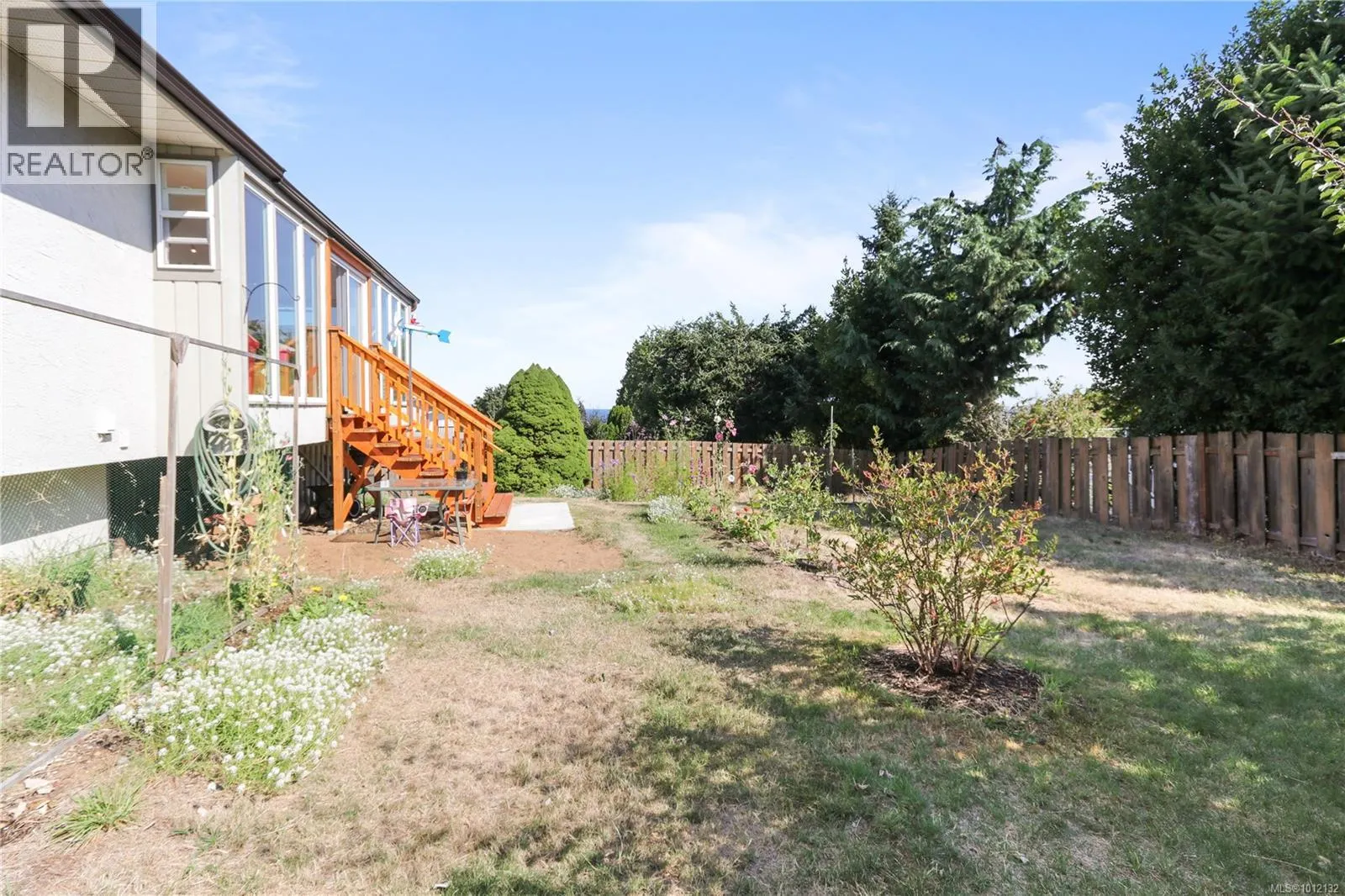 6378 Invermere Rd