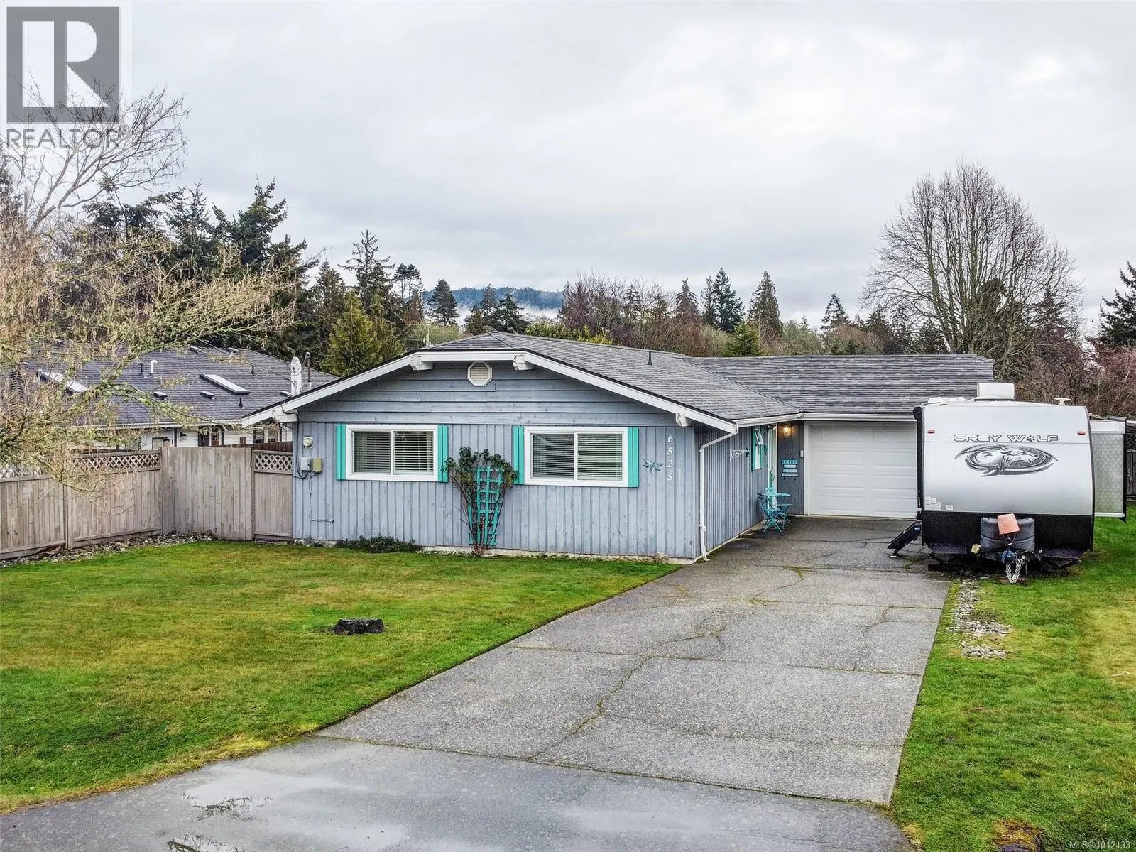 6525 Country Rd