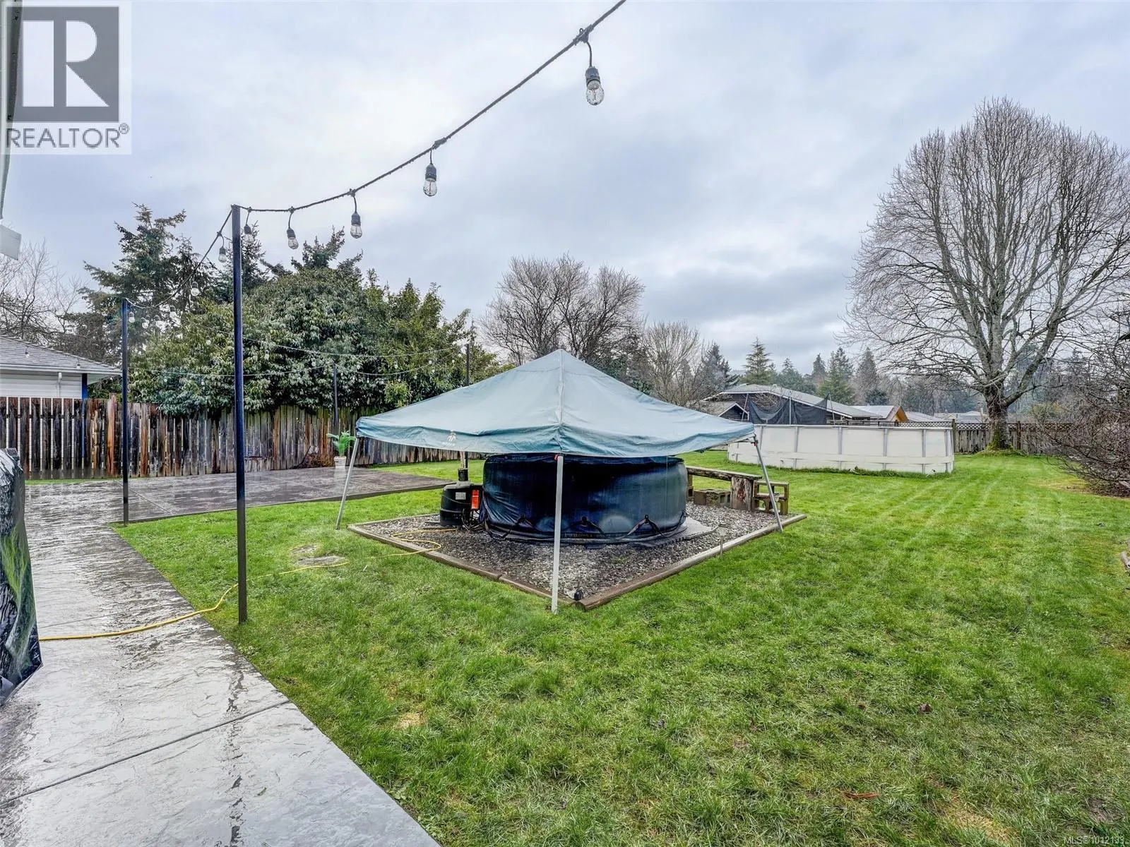 6525 Country Rd