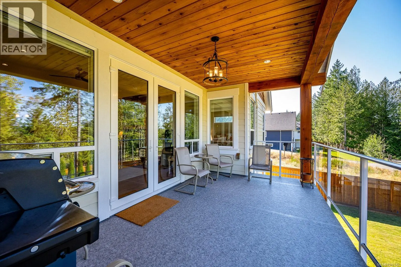3248 Klanawa Cres