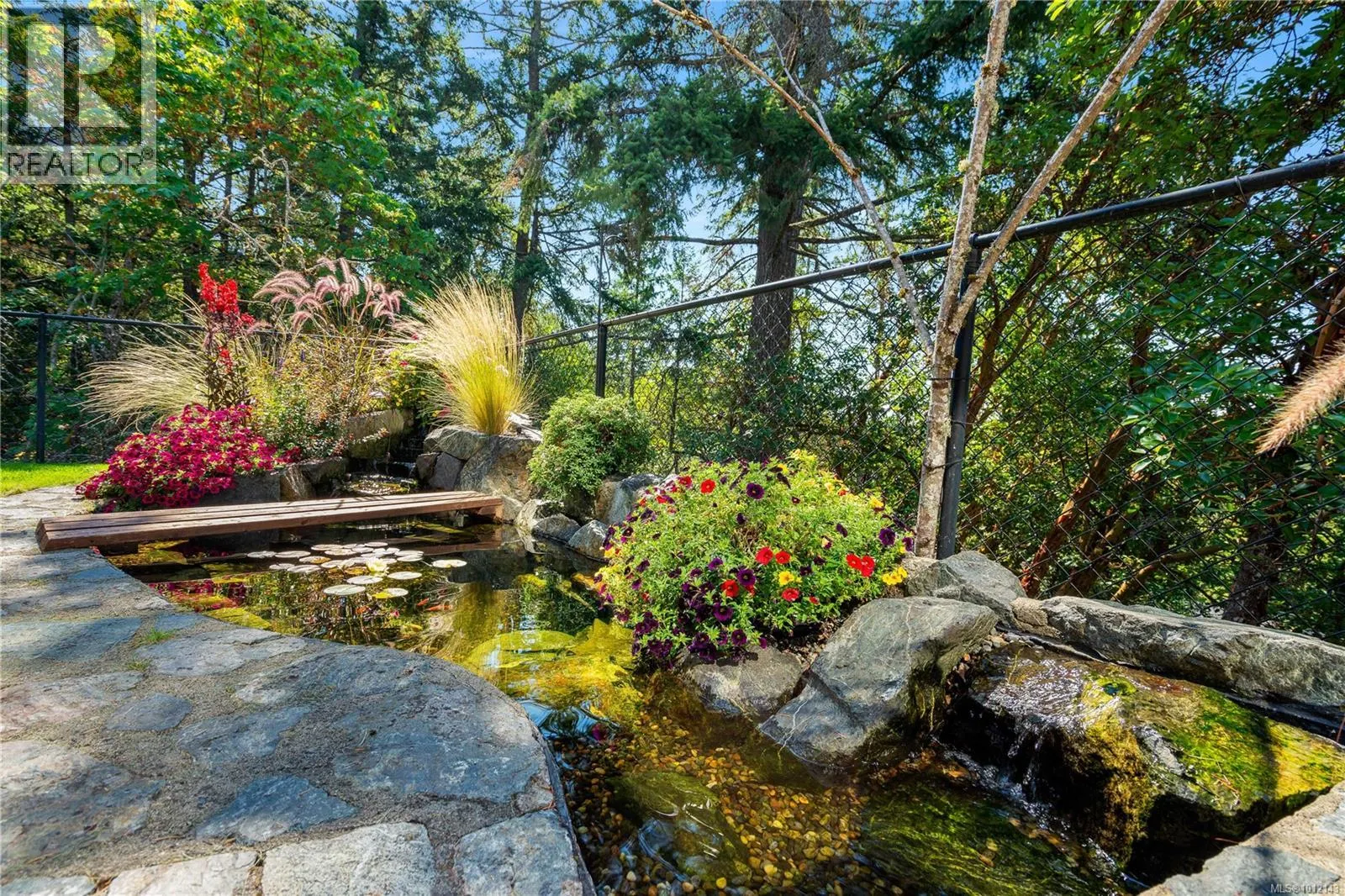 687 Kingsview Ridge