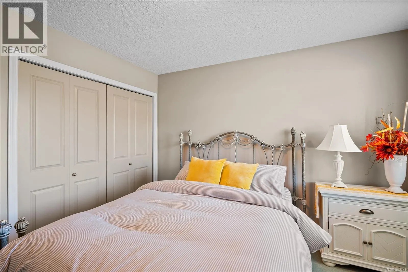 687 Kingsview Ridge