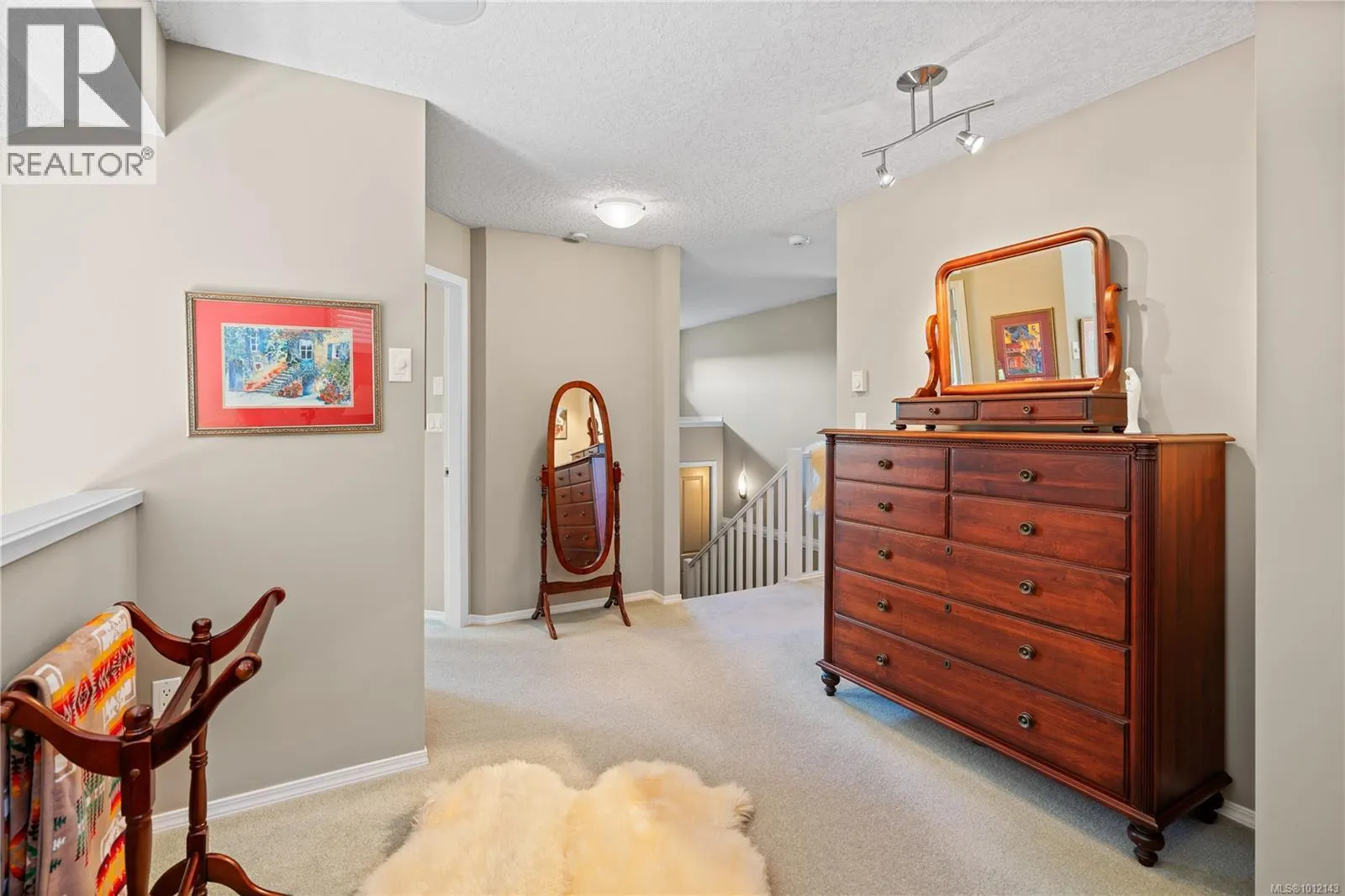 687 Kingsview Ridge