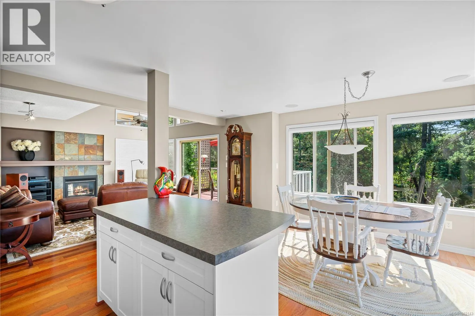 687 Kingsview Ridge