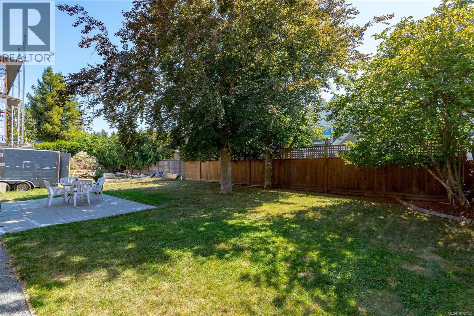 1555 Ash Rd