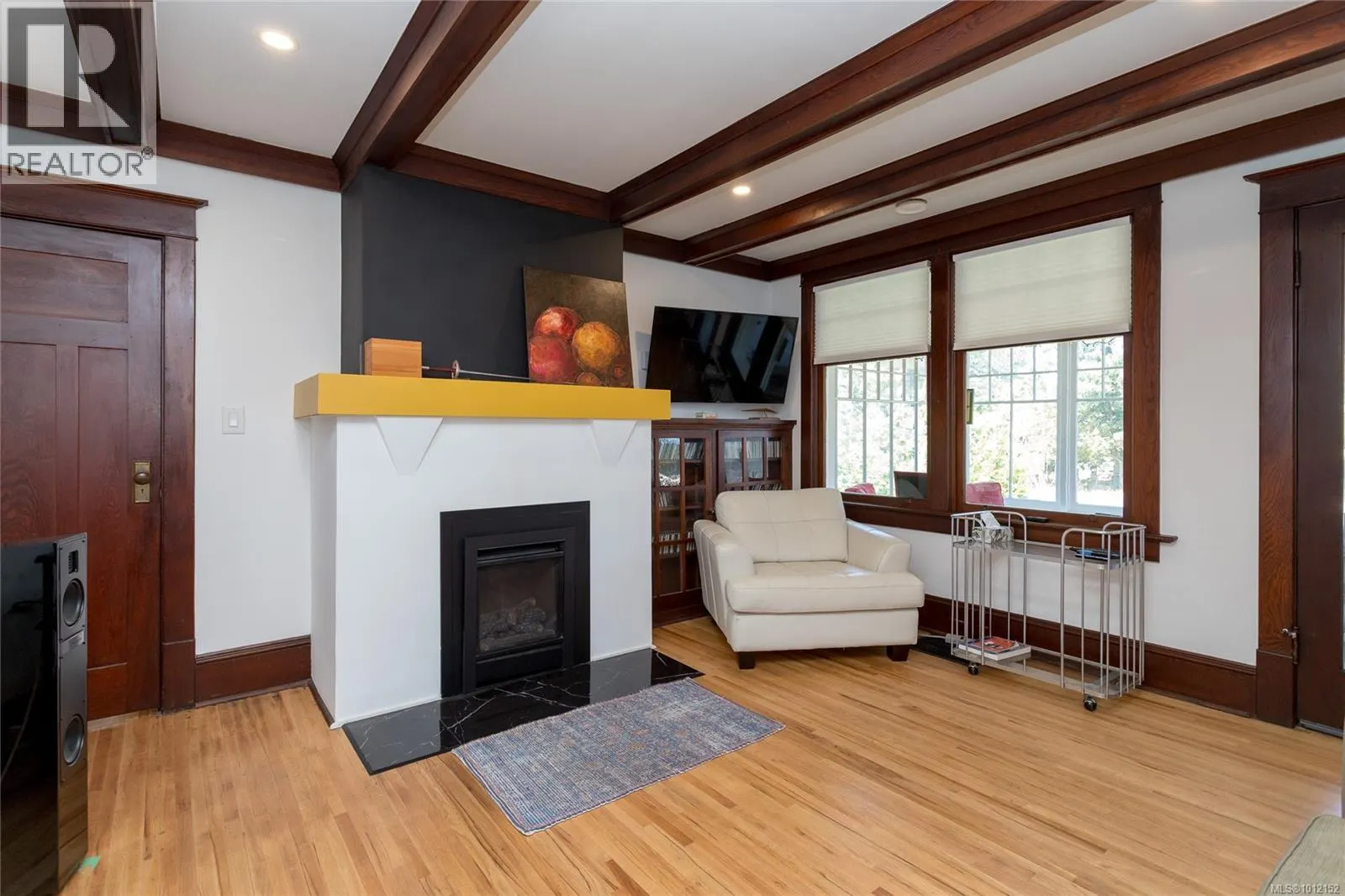 1555 Ash Rd