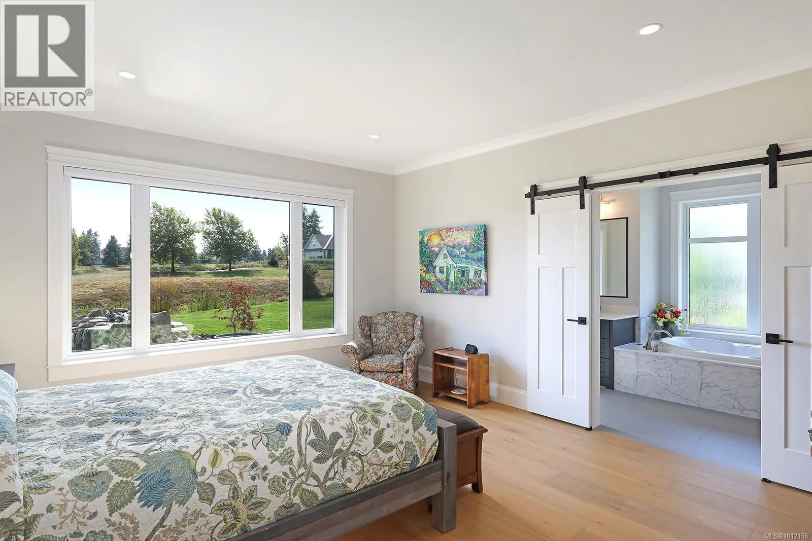 2652 Sheffield Cres