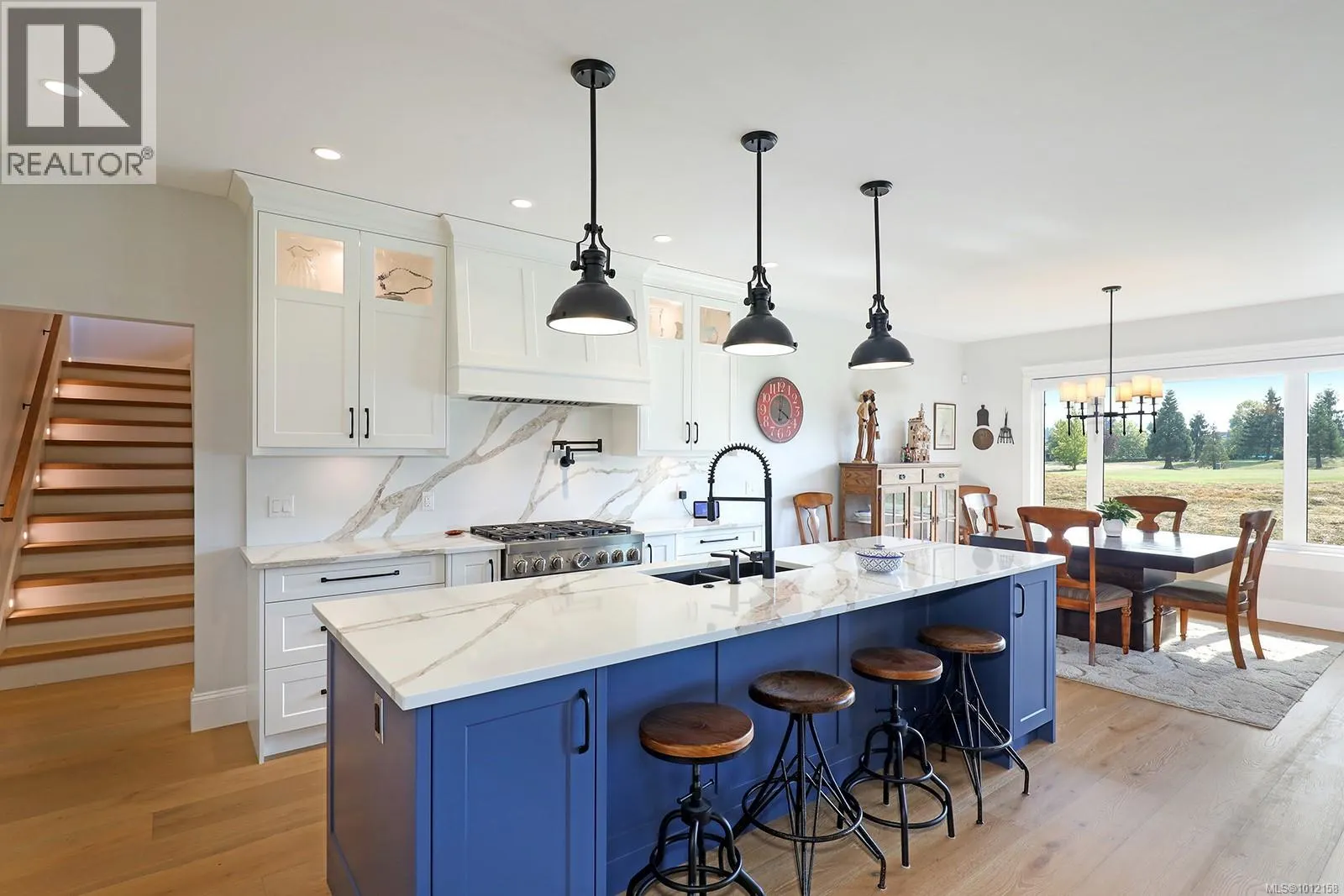 2652 Sheffield Cres