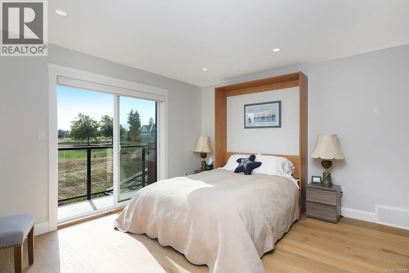 2652 Sheffield Cres