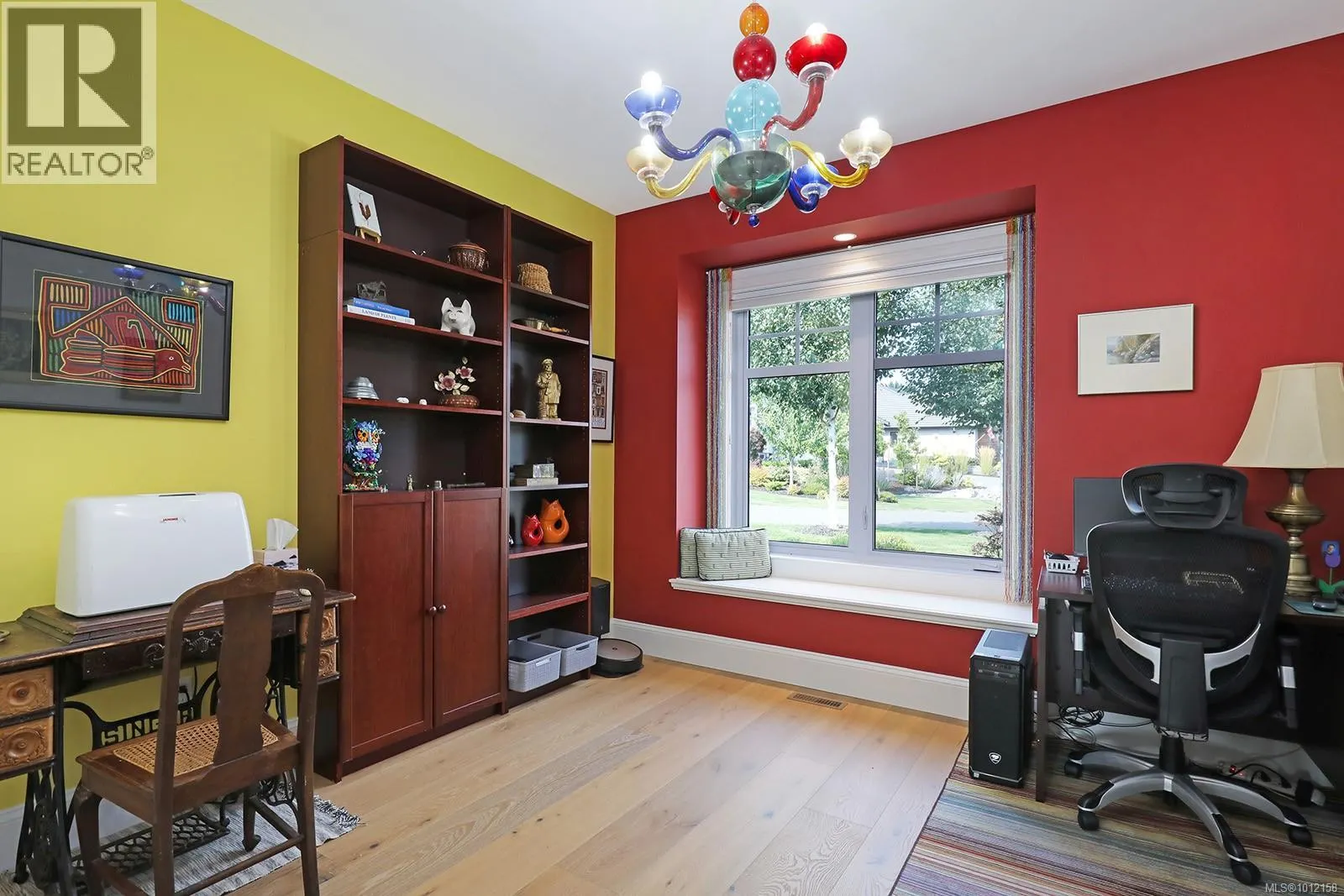 2652 Sheffield Cres