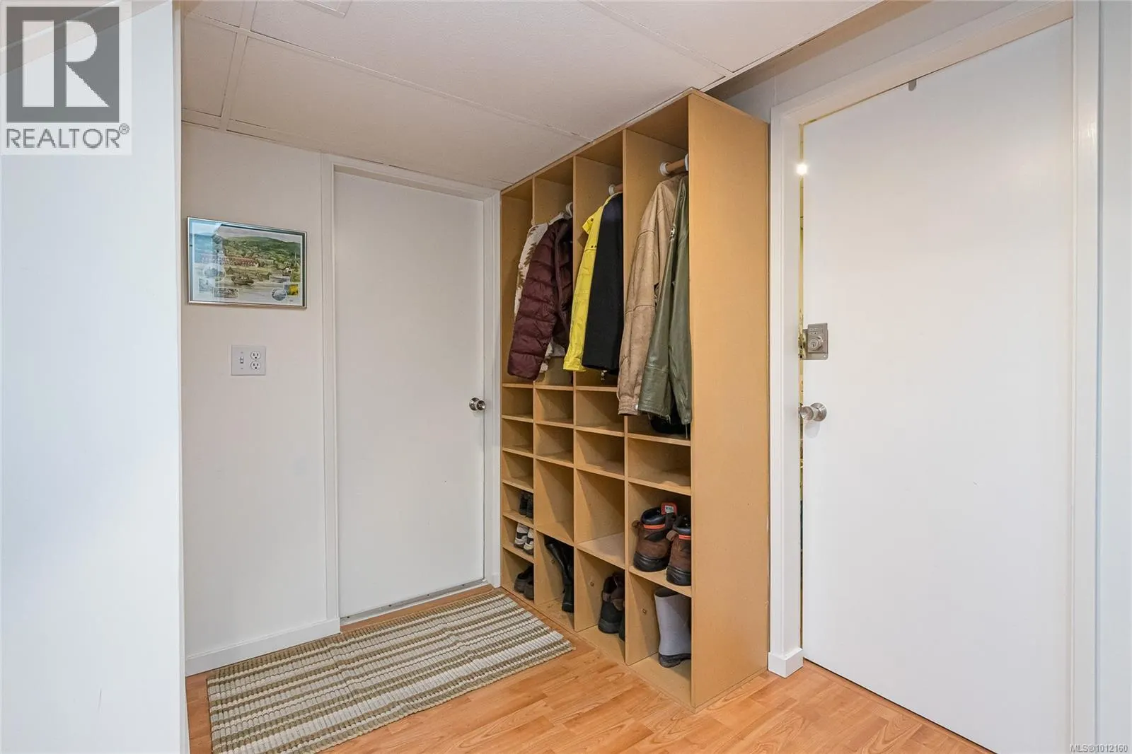 3904 Anton St