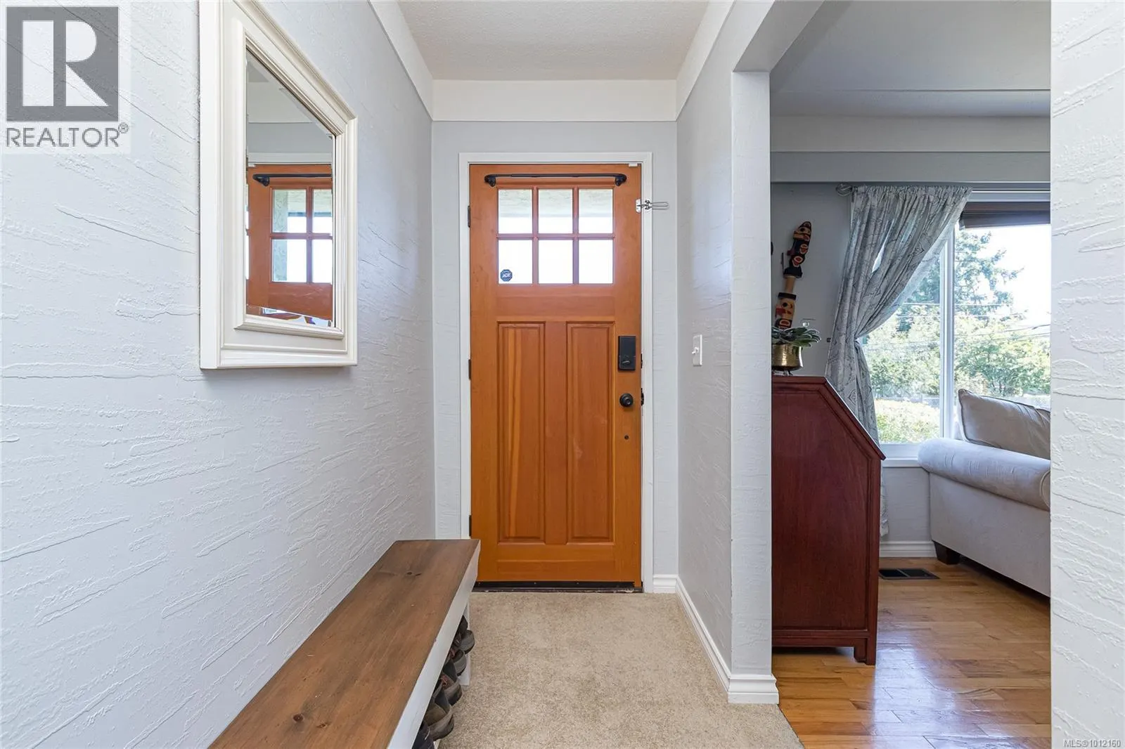 3904 Anton St