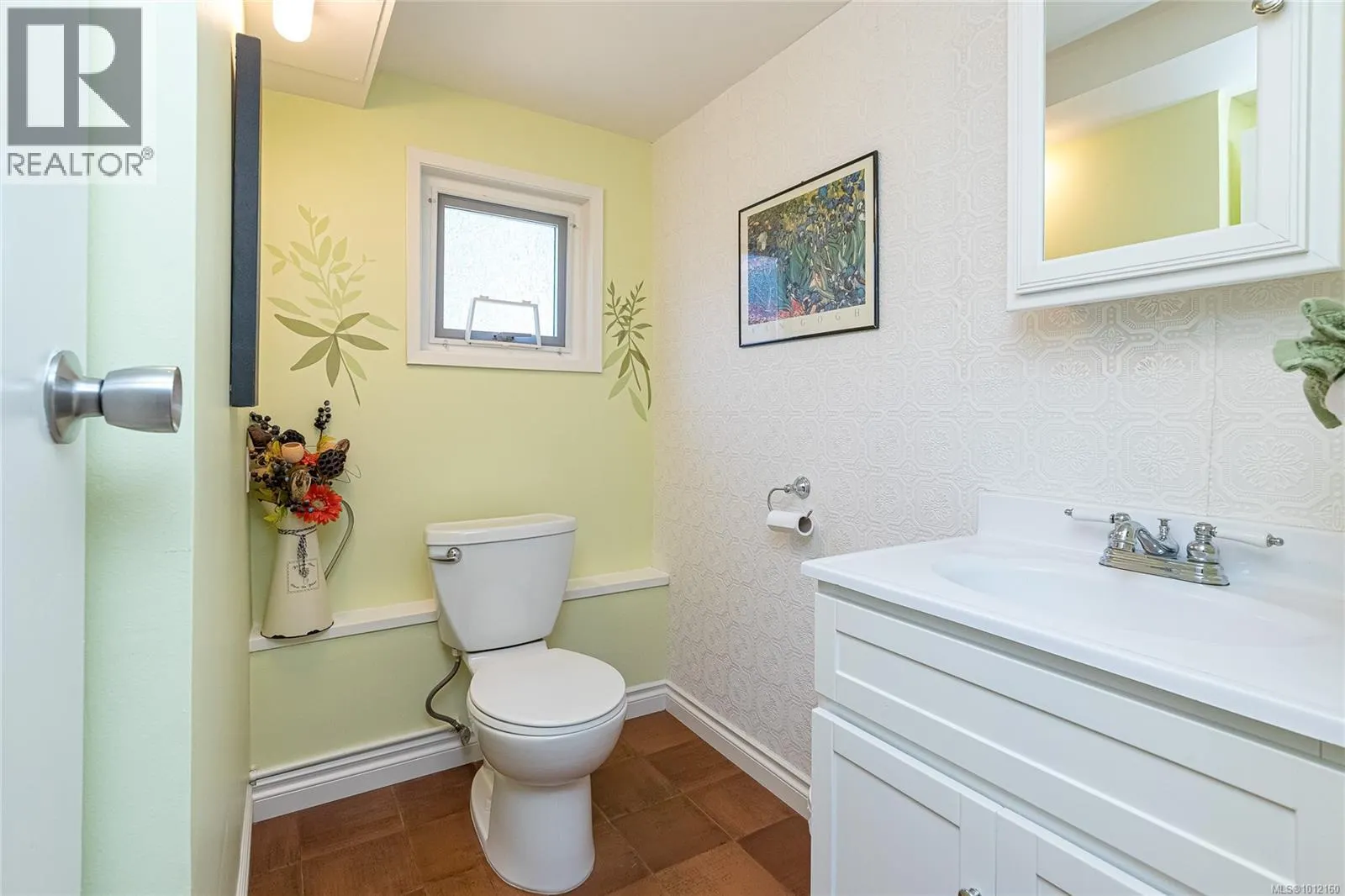 3904 Anton St