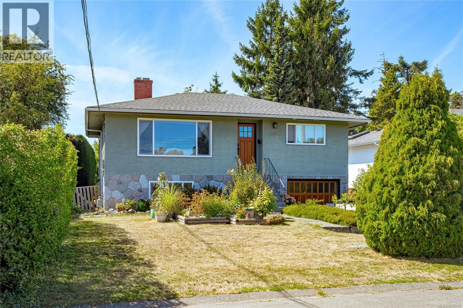 3904 Anton St