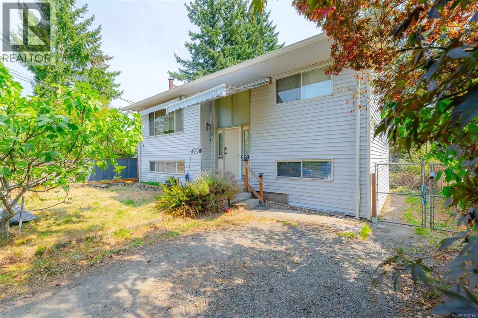 650 Railway Ave