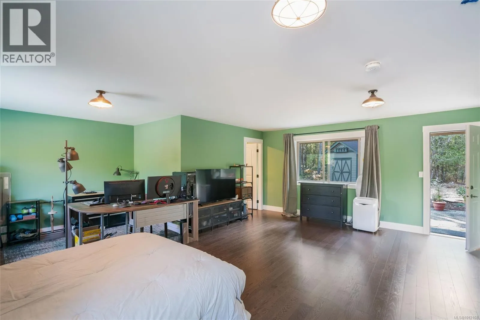 2265 Peterson Rd